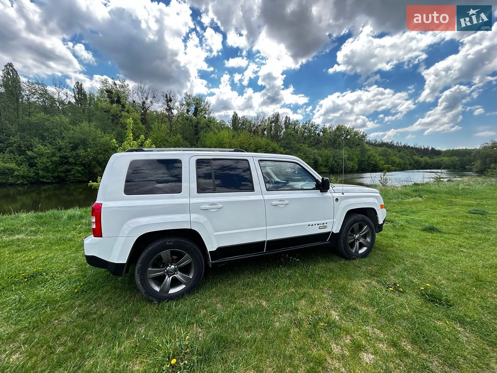 Jeep Patriot 2015 VIN 1C4NJRBB6GD587104 фото оголошення 9 з 24