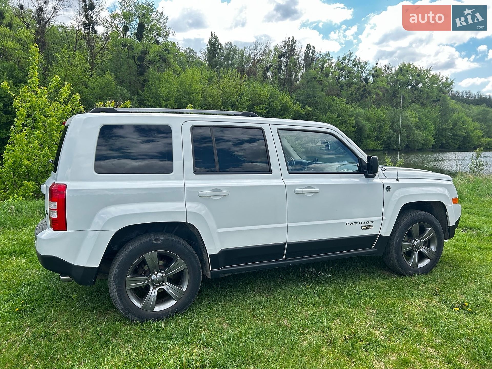 Jeep Patriot 2015 VIN 1C4NJRBB6GD587104 фото оголошення 10 з 24