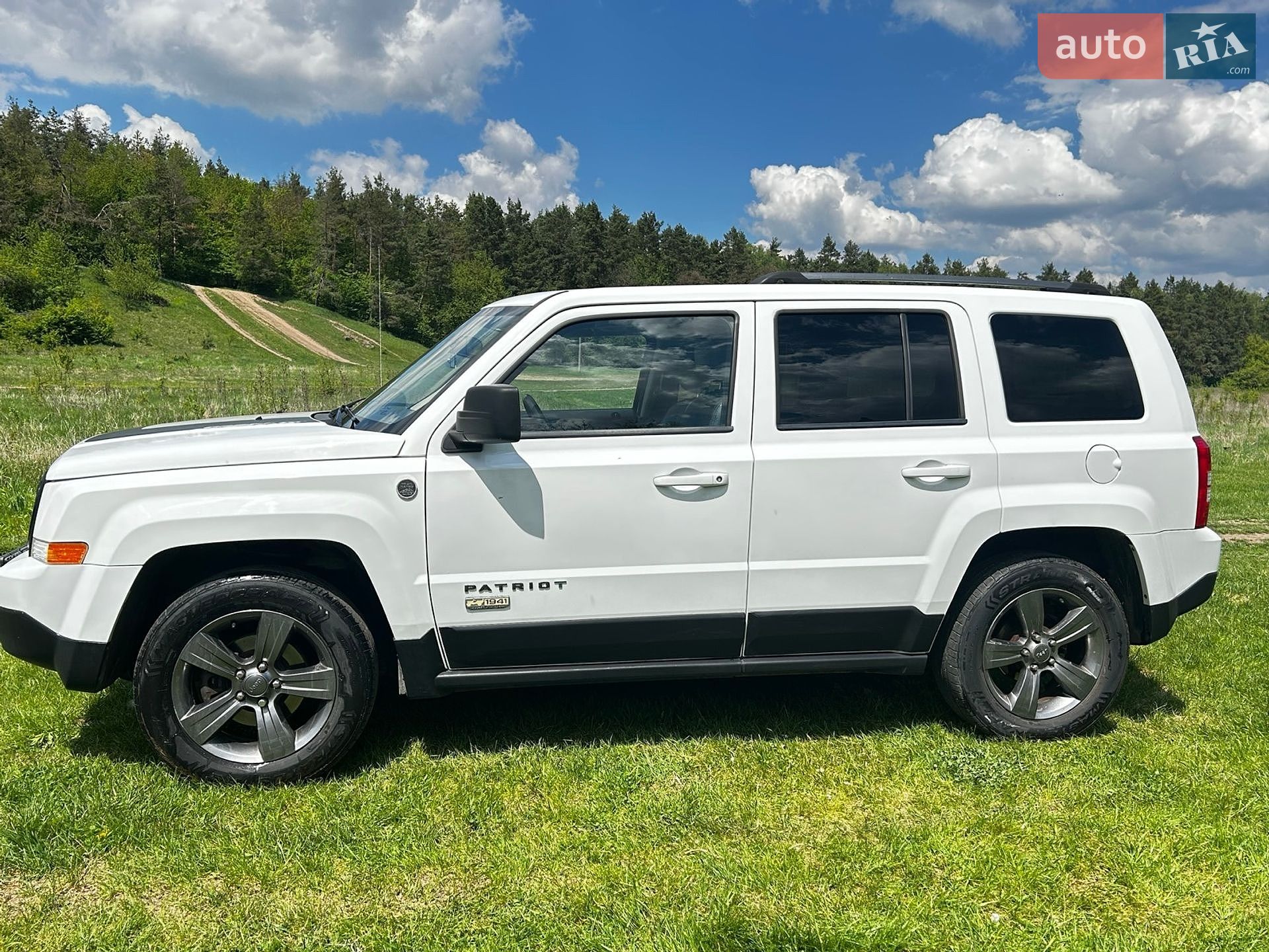 Jeep Patriot 2015 VIN 1C4NJRBB6GD587104 фото оголошення 11 з 24