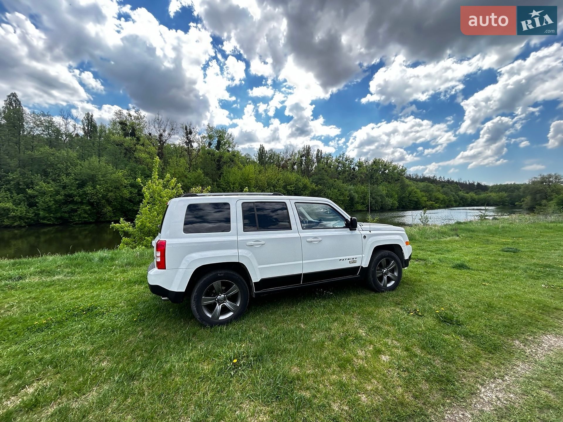 Jeep Patriot 2015 VIN 1C4NJRBB6GD587104 фото оголошення 16 з 24