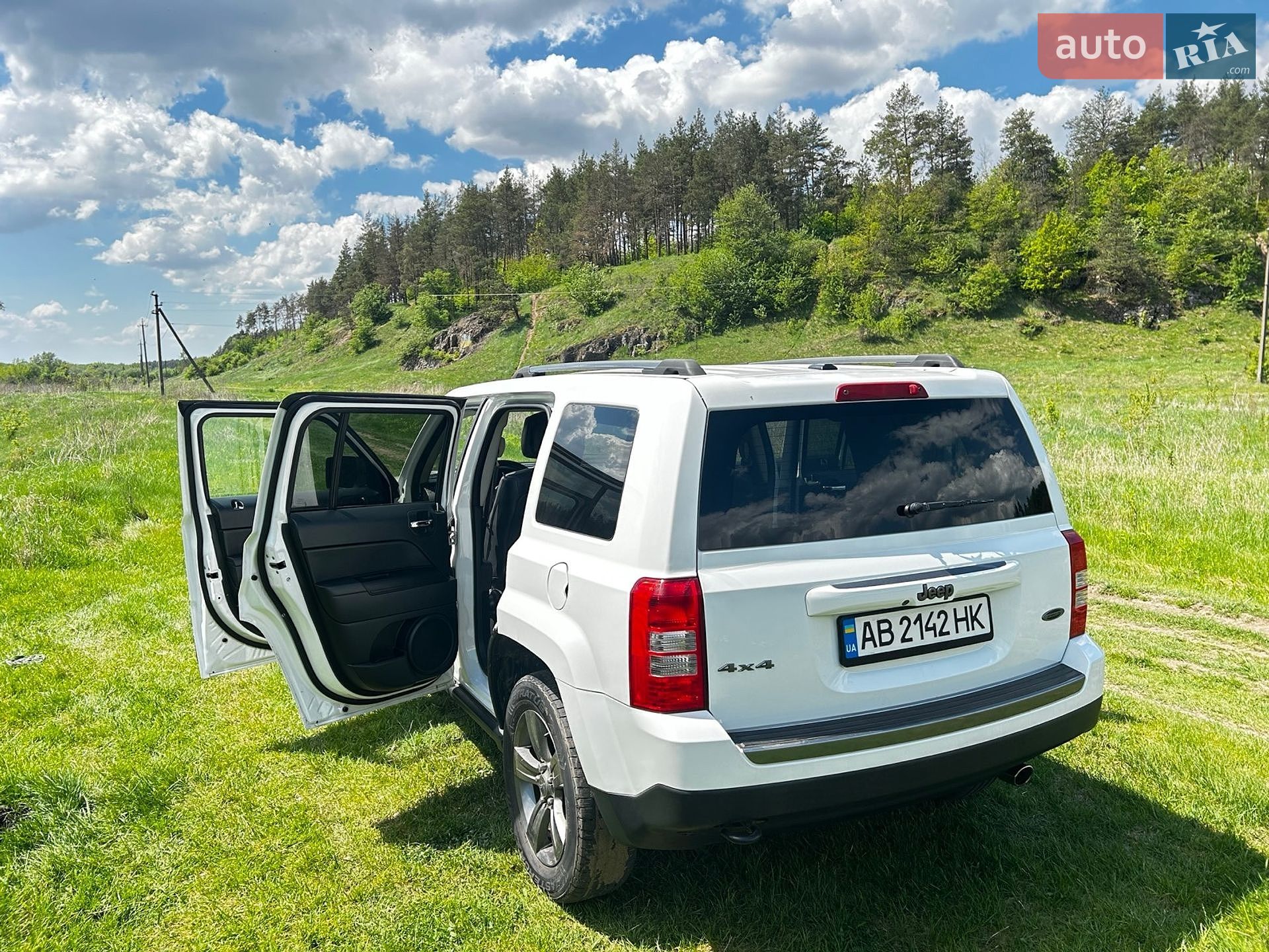 Jeep Patriot 2015 VIN 1C4NJRBB6GD587104 фото оголошення 17 з 24