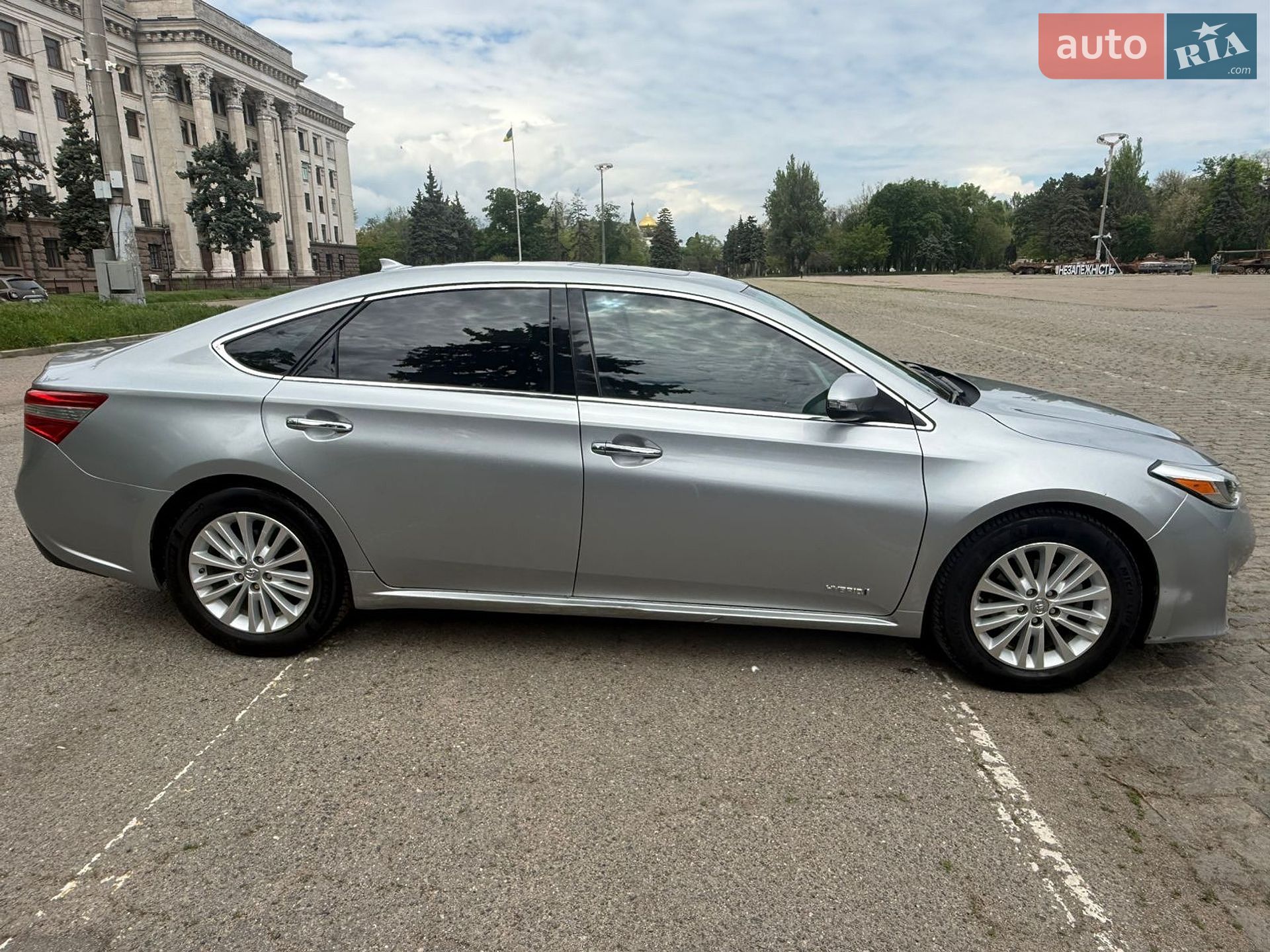 Toyota Avalon 2015 VIN 4T1BD1EB7FU043468 фото оголошення 2 з 26
