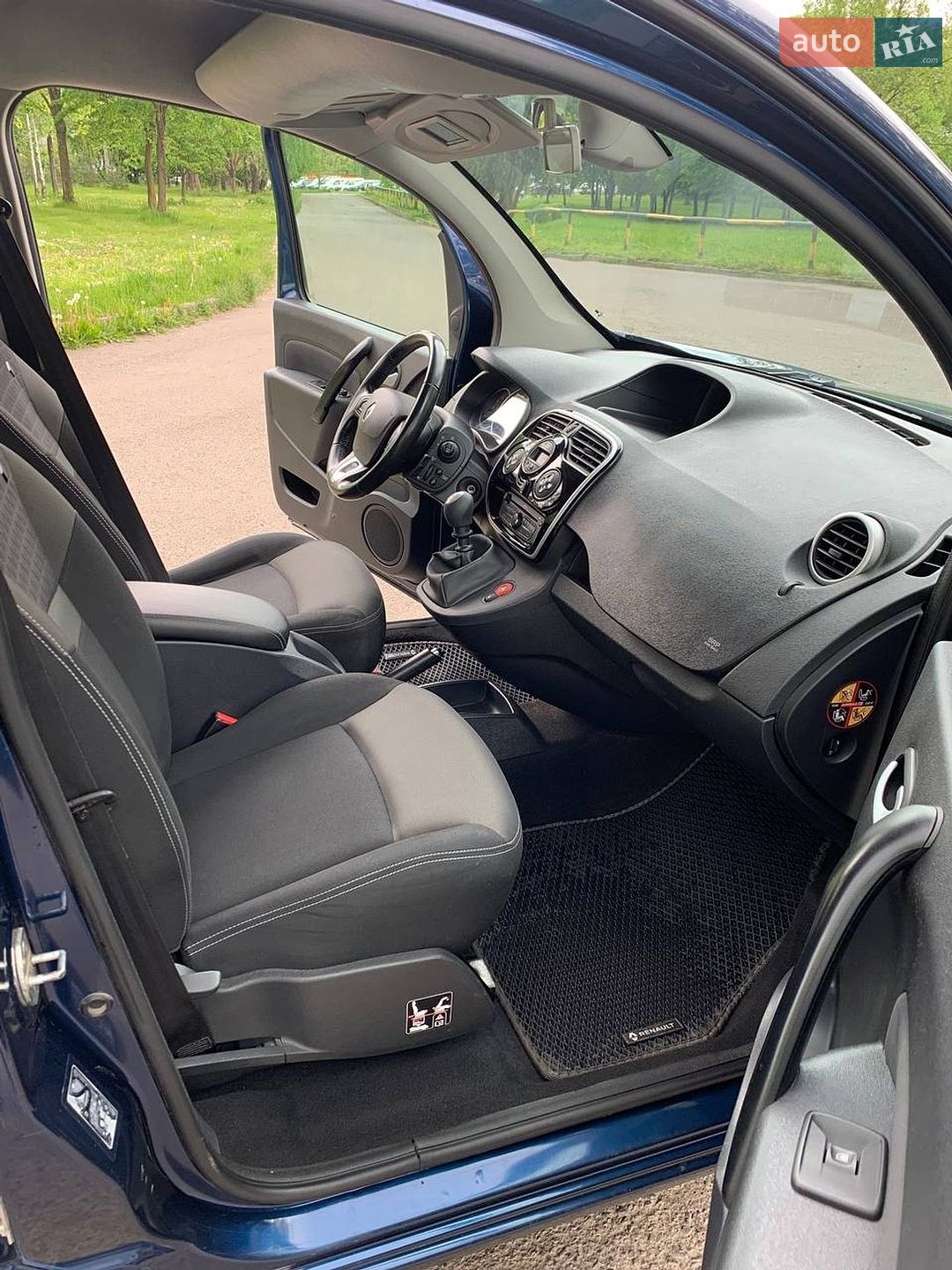 Renault Kangoo 2017 VIN VF1KW34B259541726 фото оголошення 26 з 28