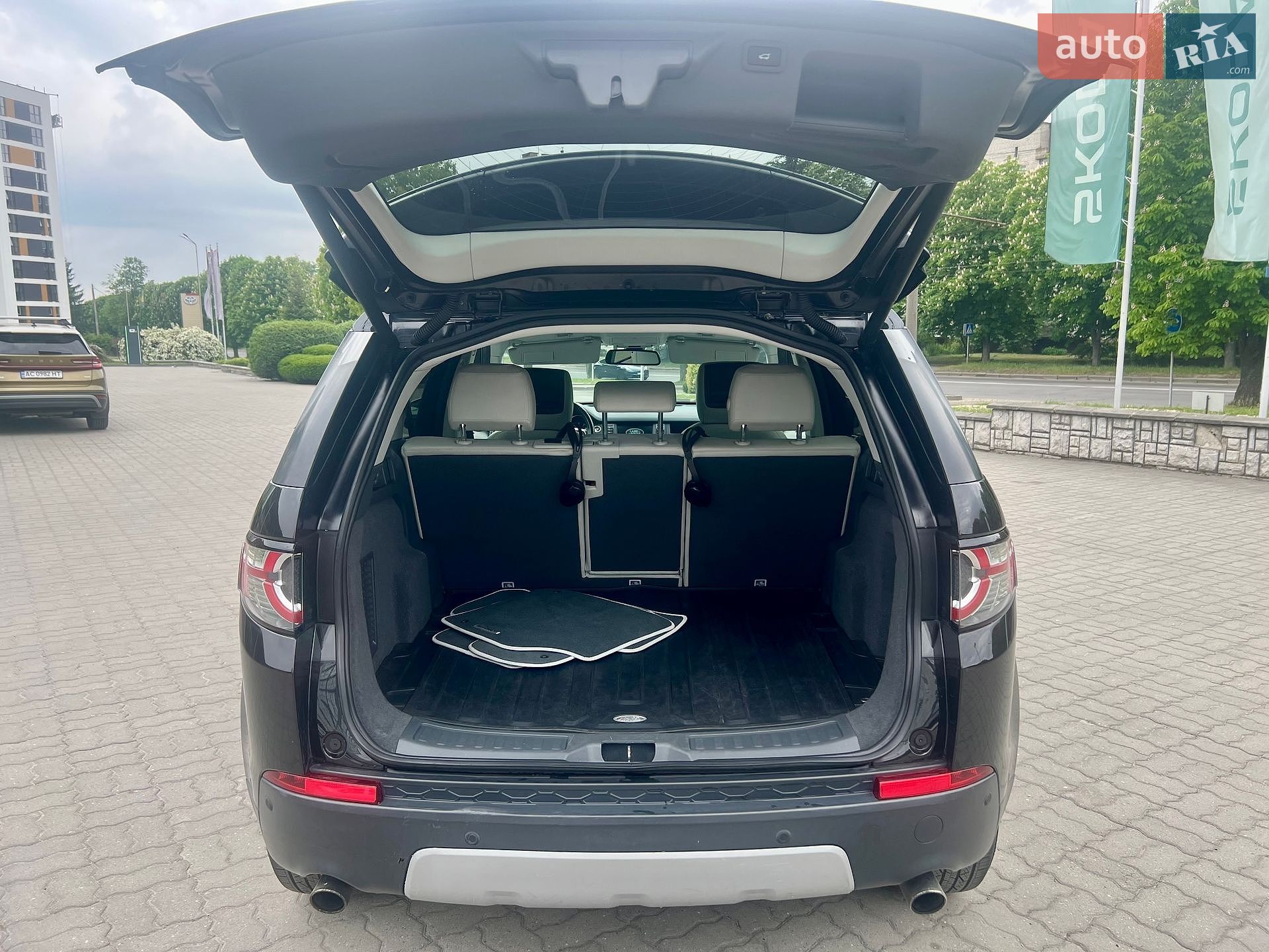 Land Rover Discovery Sport 2016 VIN SALCP2BGXGH590677 фото оголошення 18 з 30