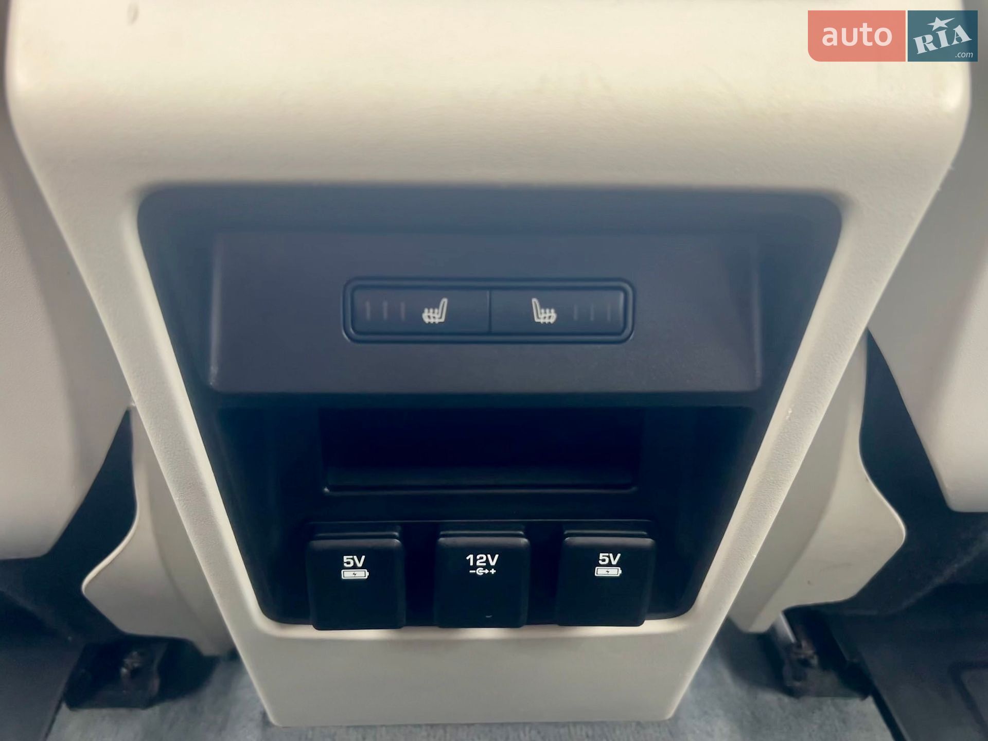 Land Rover Discovery Sport 2016 VIN SALCP2BGXGH590677 фото оголошення 22 з 30