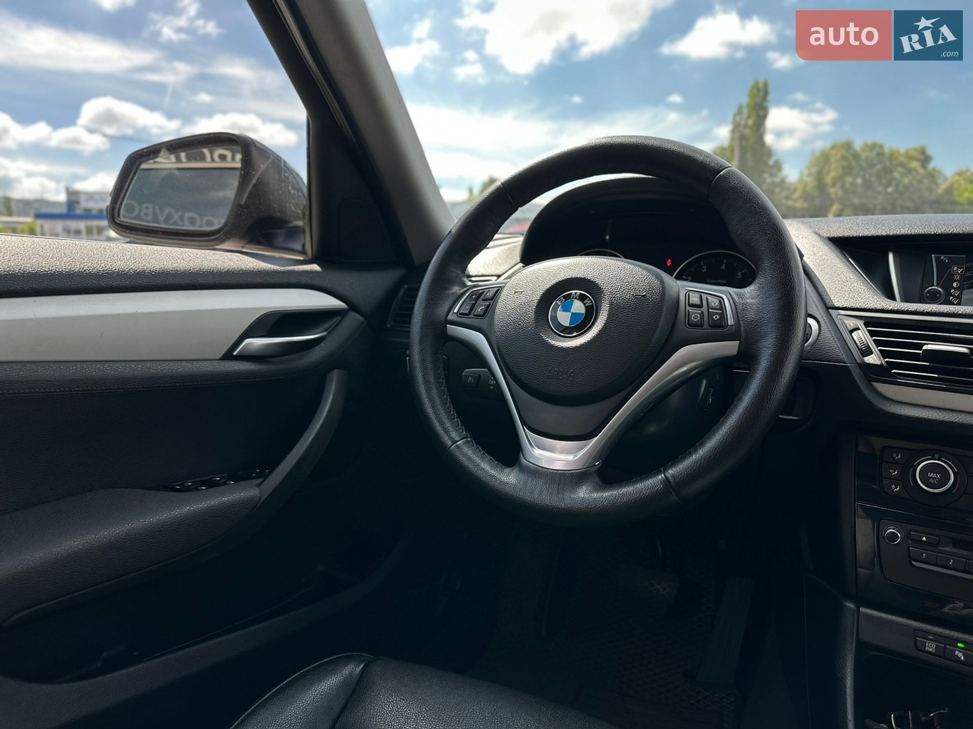 BMW X1 2015 VIN WBAVL1C59FVY41754 фото оголошення 20 з 25