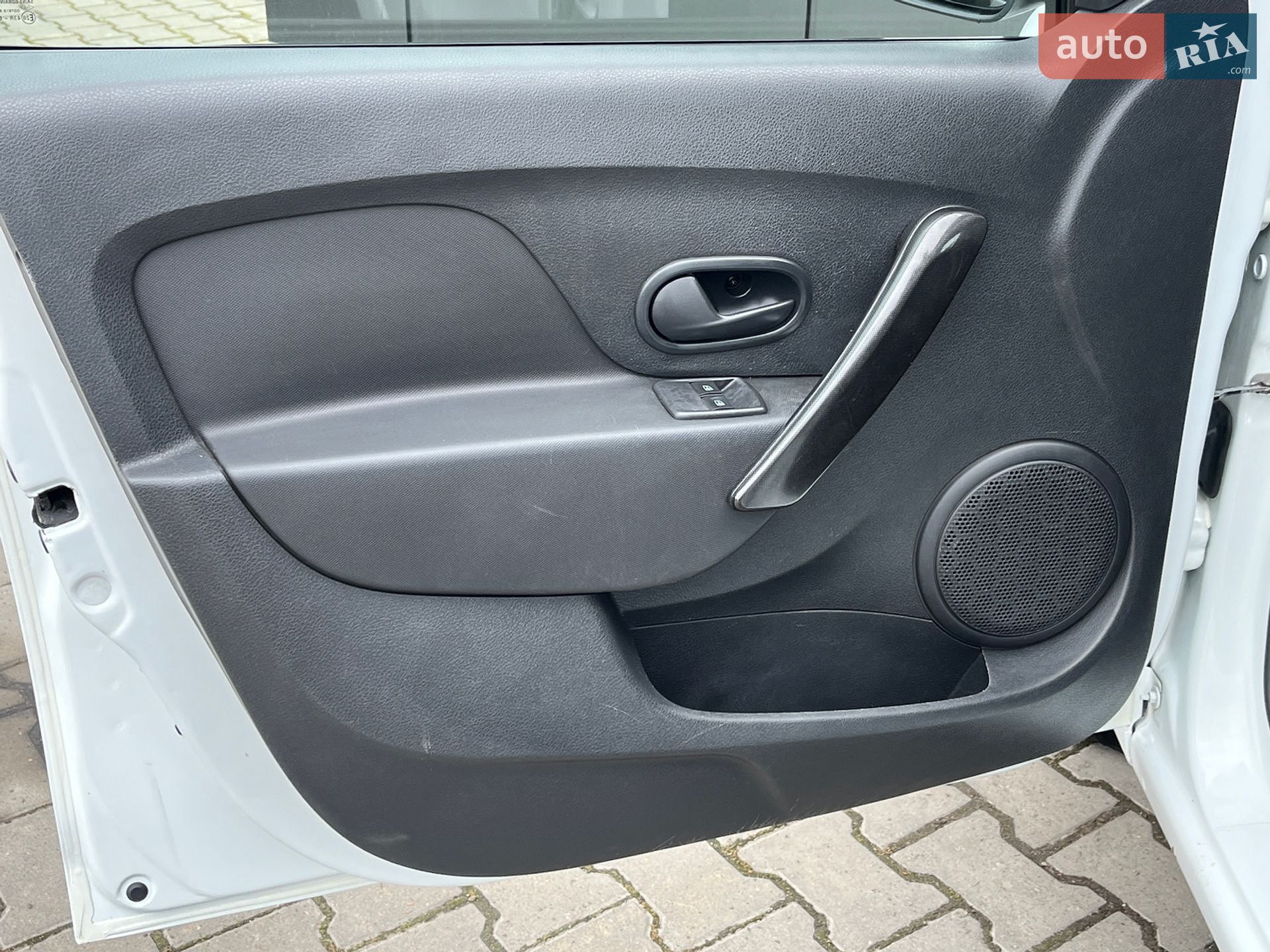 Renault Sandero 2019 VIN VF15SRKL464482211 фото оголошення 6 з 19