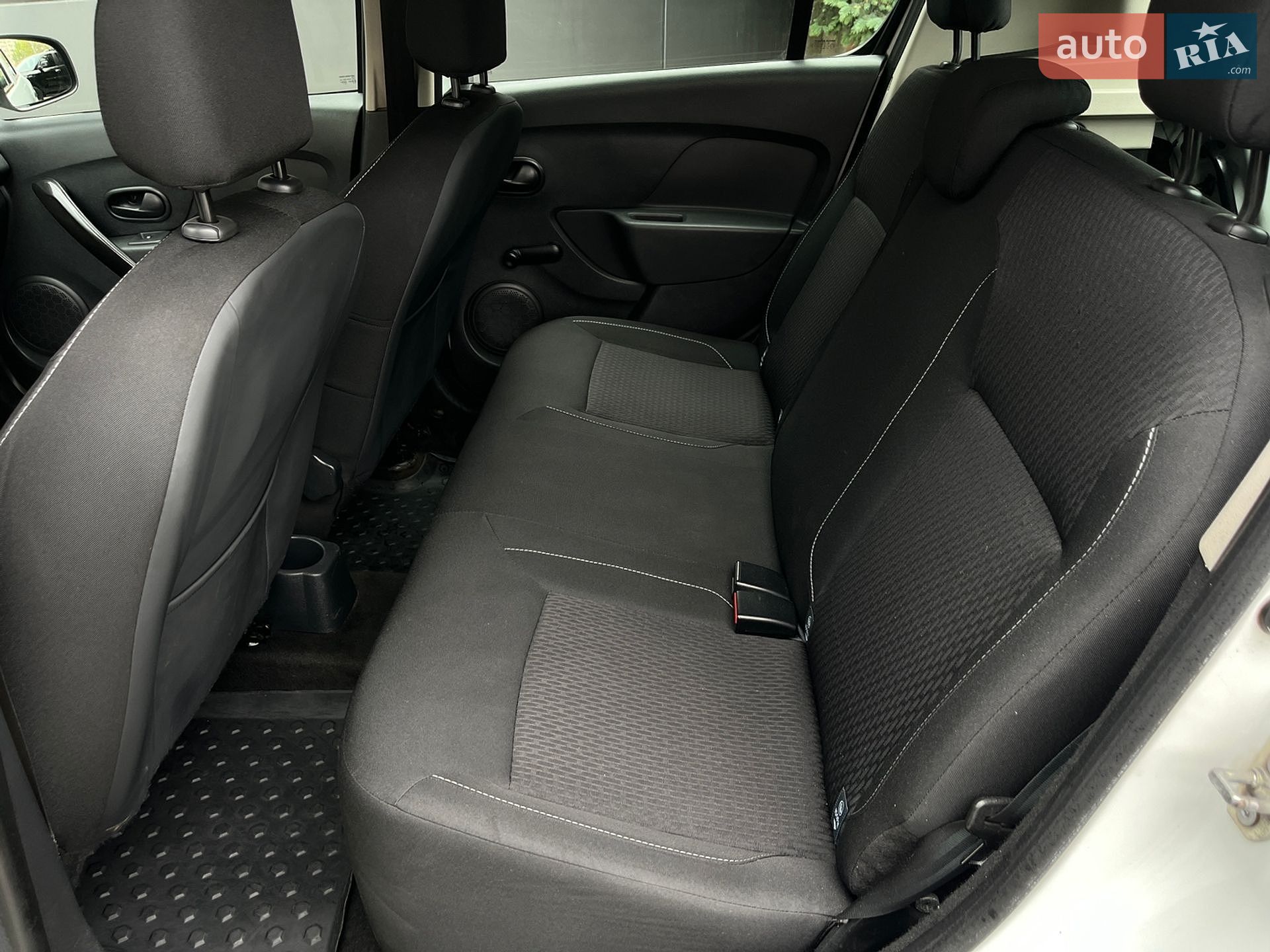 Renault Sandero 2019 VIN VF15SRKL464482211 фото оголошення 8 з 19
