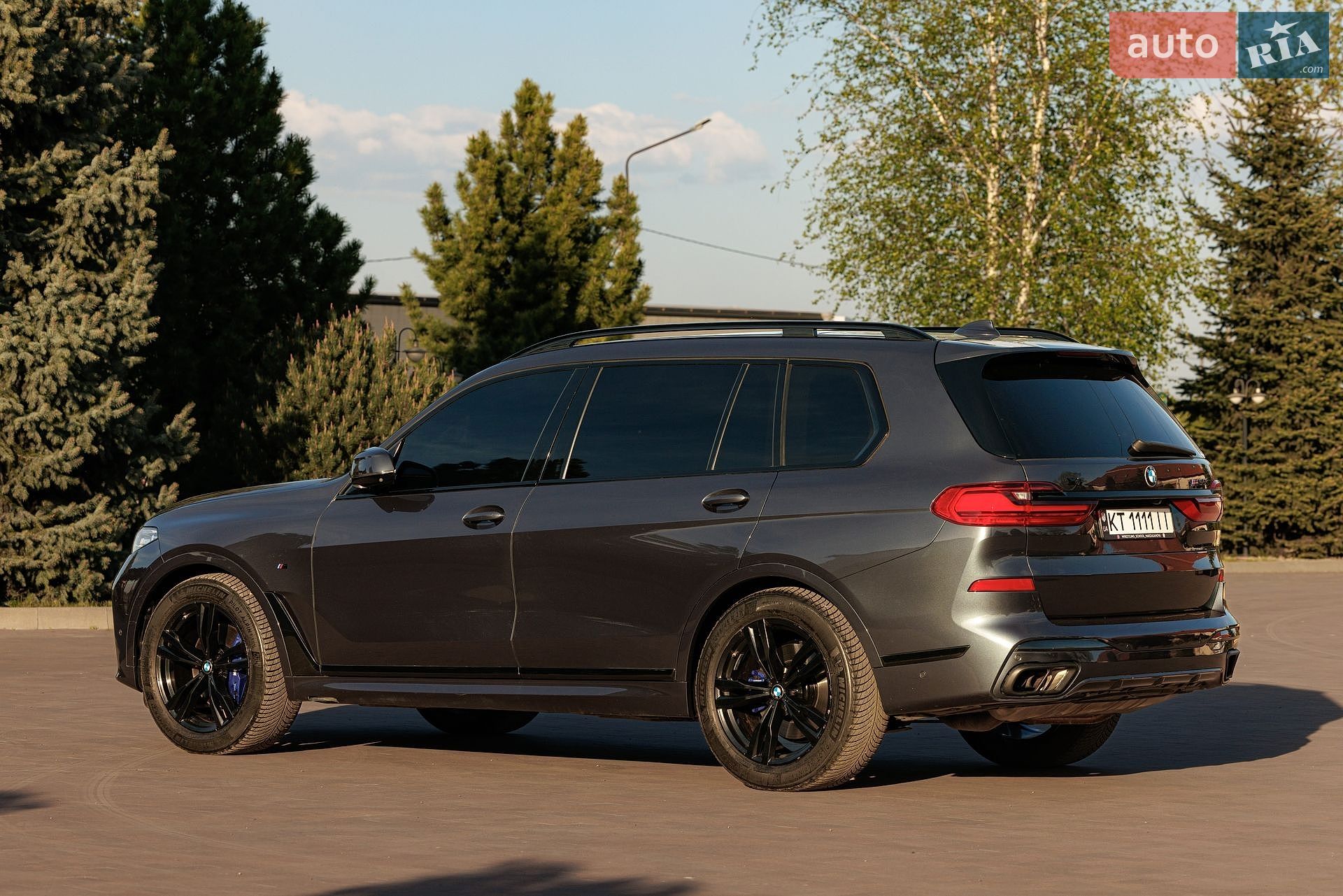 BMW X7 2019 VIN 5UXCX4C5XKLS36436 фото оголошення 4 з 70