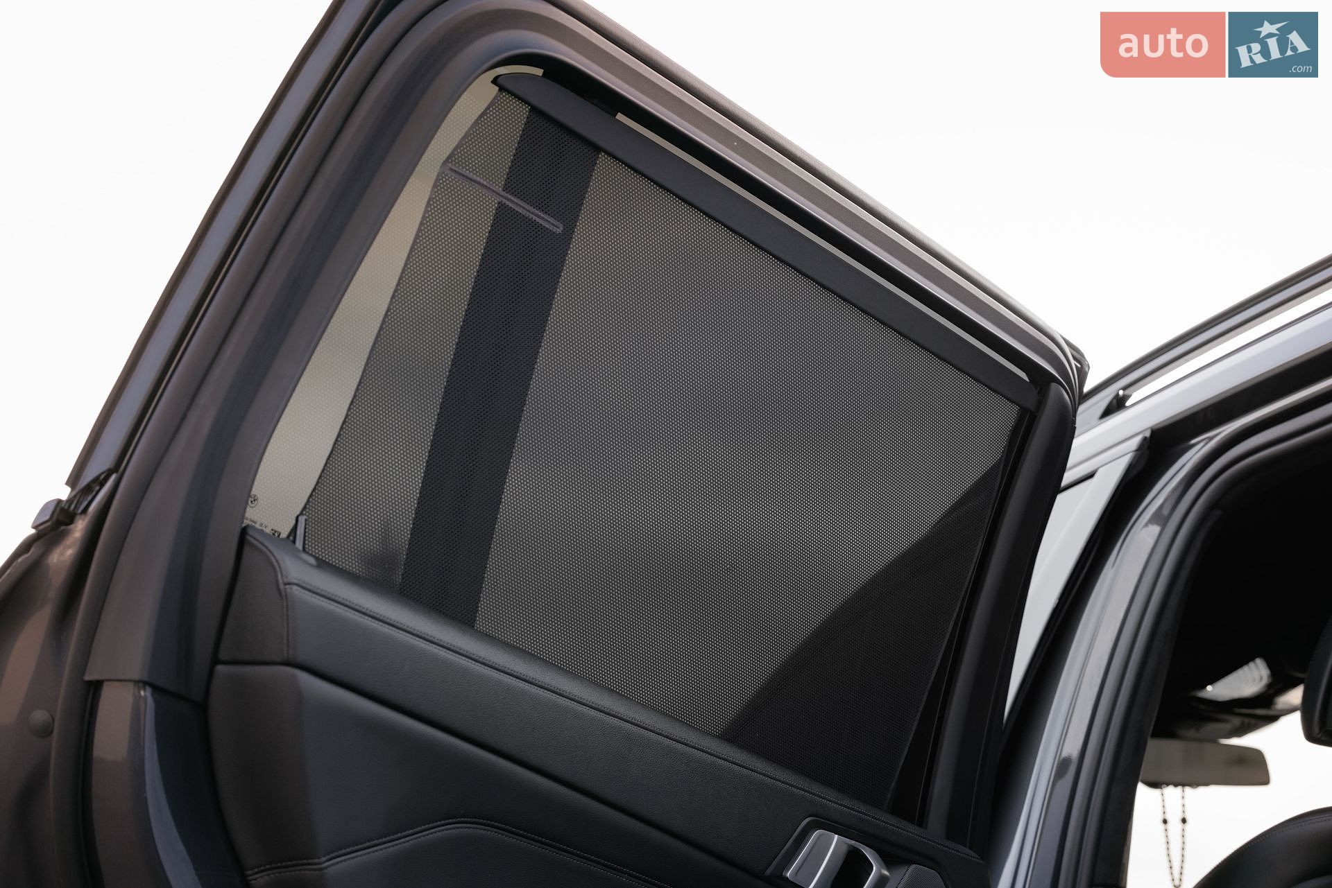 BMW X7 2019 VIN 5UXCX4C5XKLS36436 фото оголошення 25 з 70