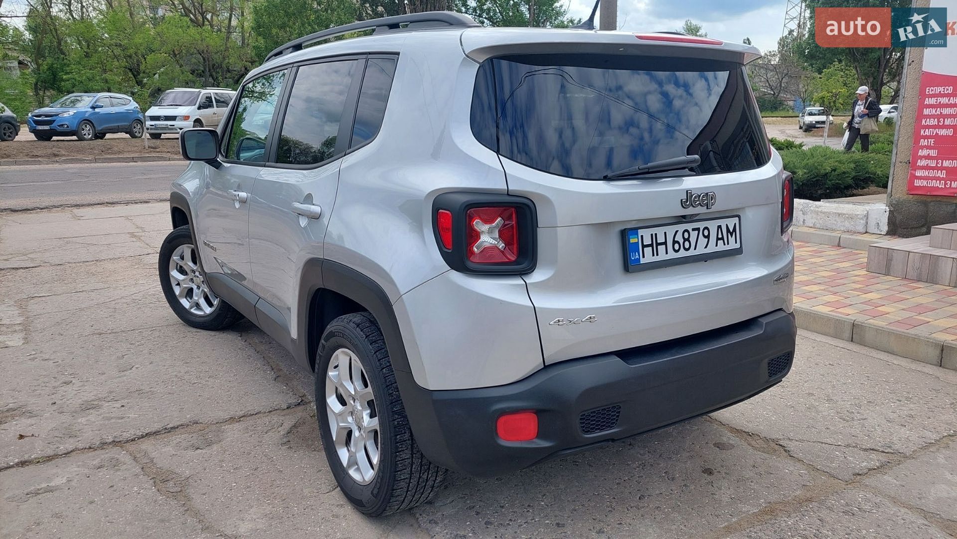 Jeep Renegade 2016 VIN ZACCJBBT8GPE35611 фото оголошення 9 з 42