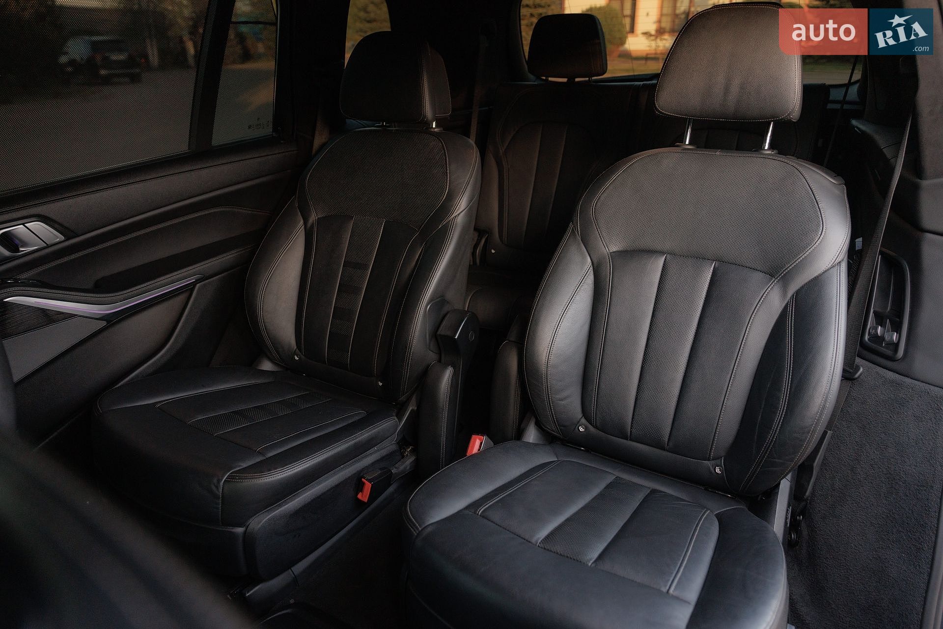 BMW X7 2019 VIN 5UXCX4C5XKLS36436 фото оголошення 60 з 70