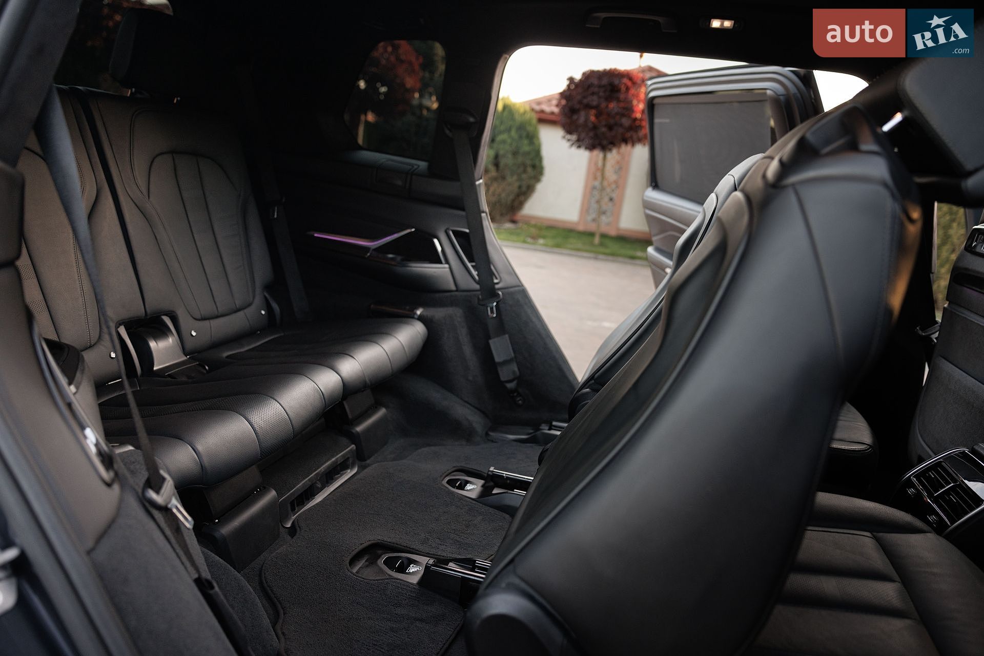 BMW X7 2019 VIN 5UXCX4C5XKLS36436 фото оголошення 67 з 70
