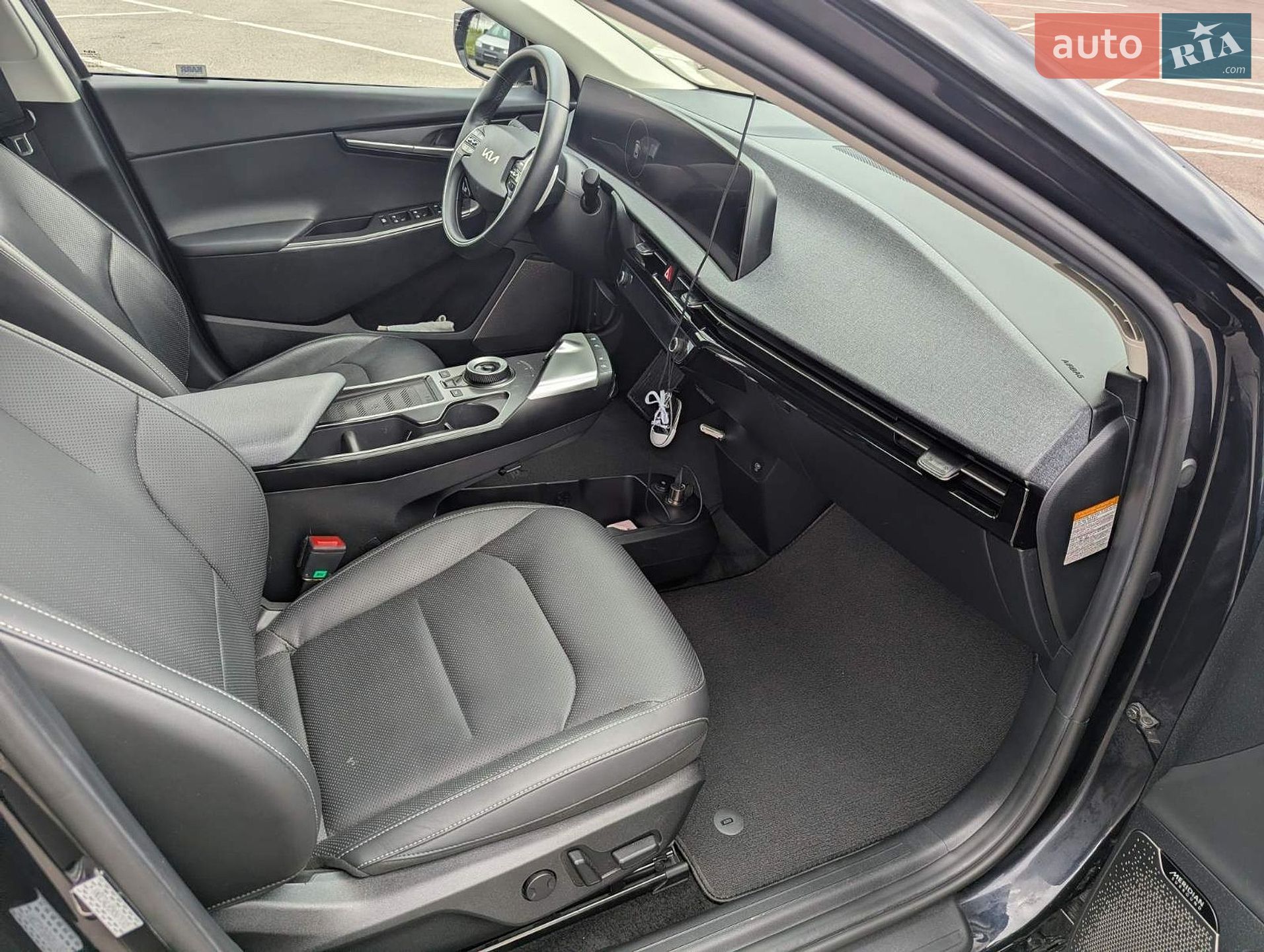 Kia EV6 2022 VIN KNDC34LA5N5079305 фото оголошення 14 з 30