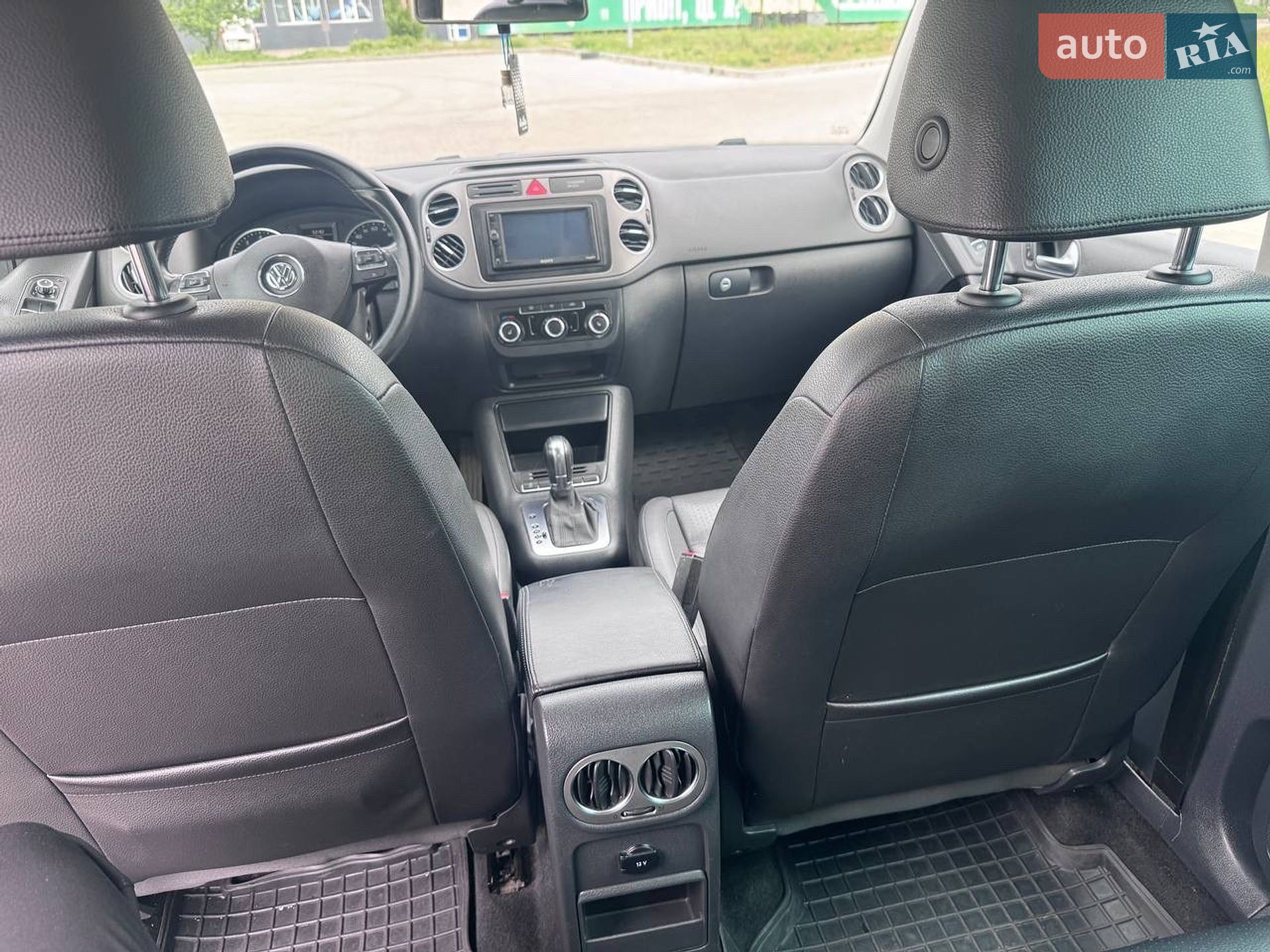 Volkswagen Tiguan 2011 VIN WVGAV7AX6BW537137 фото оголошення 27 з 31