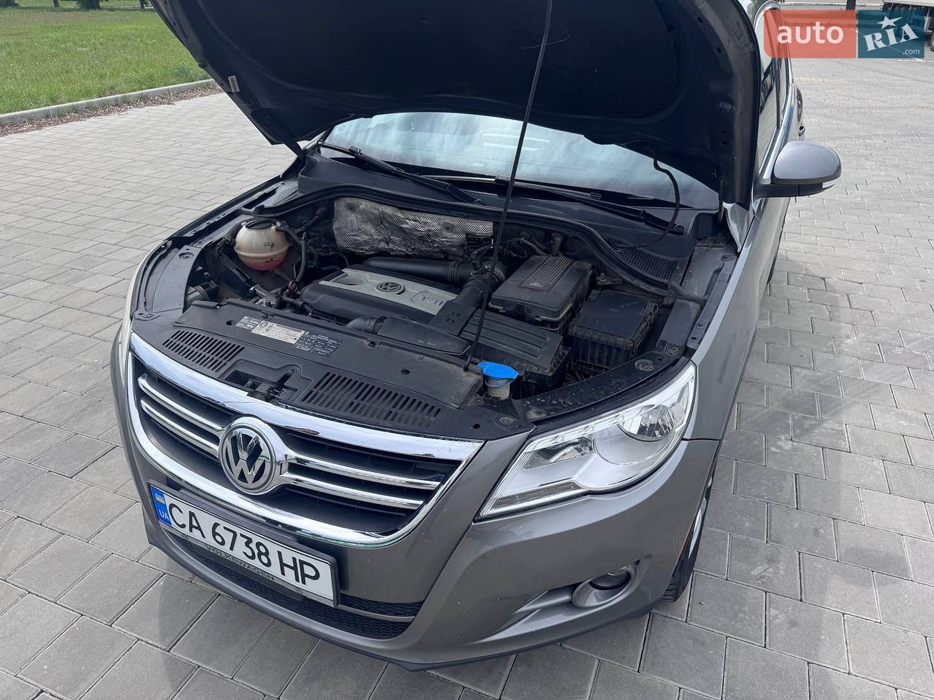 Volkswagen Tiguan 2011 VIN WVGAV7AX6BW537137 фото оголошення 30 з 31