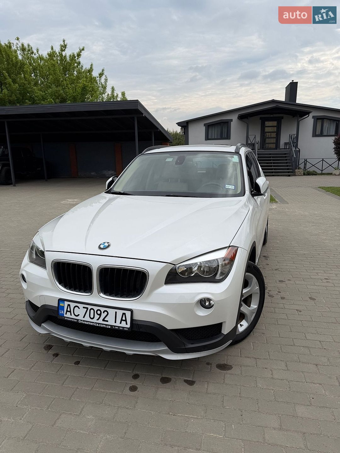 BMW X1 2015 VIN WBAVM1C55FV318146 фото оголошення 2 з 12