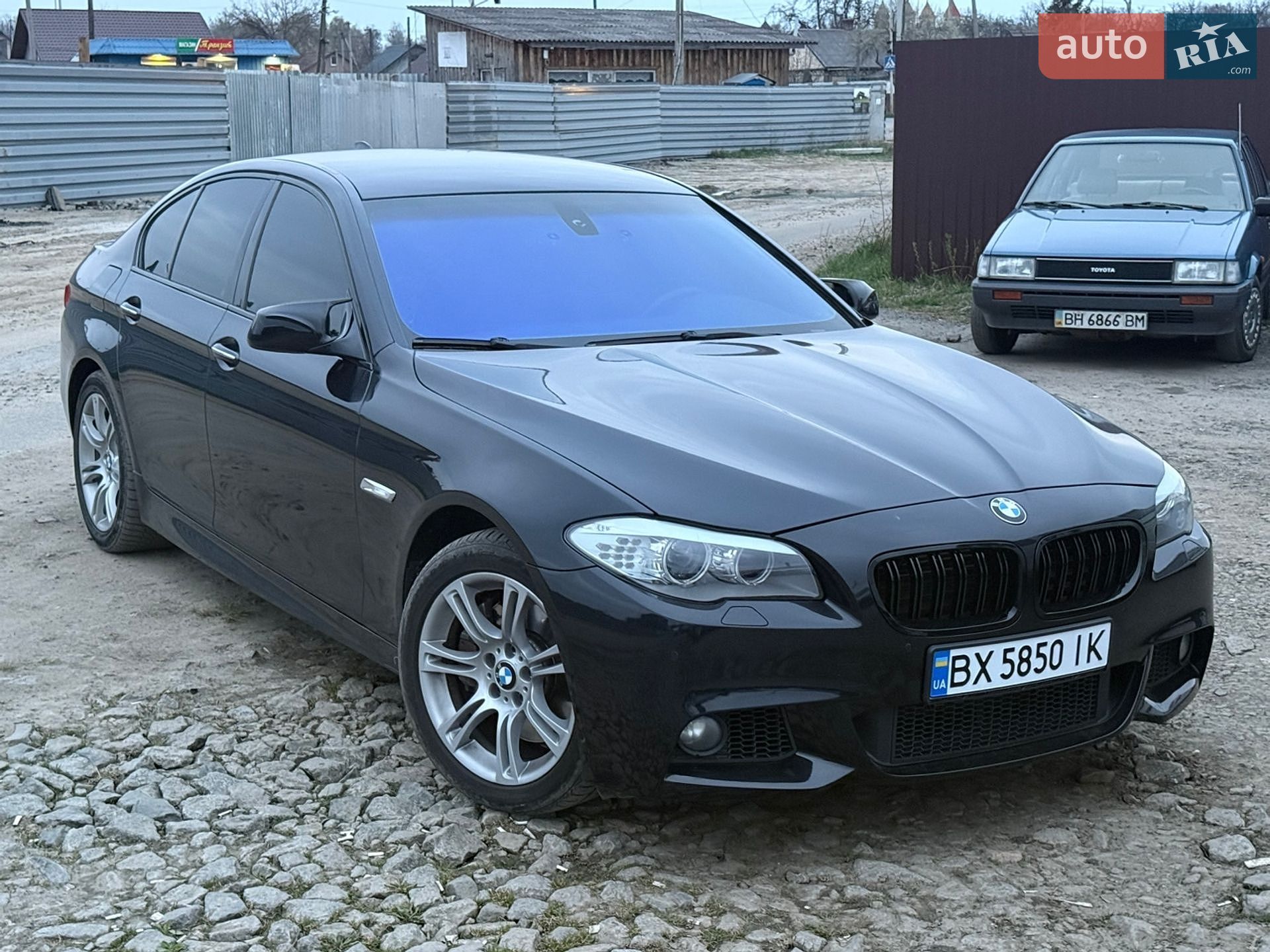 BMW 5 Series 2012 VIN WBAFU910X0C954994 фото оголошення 3 з 43