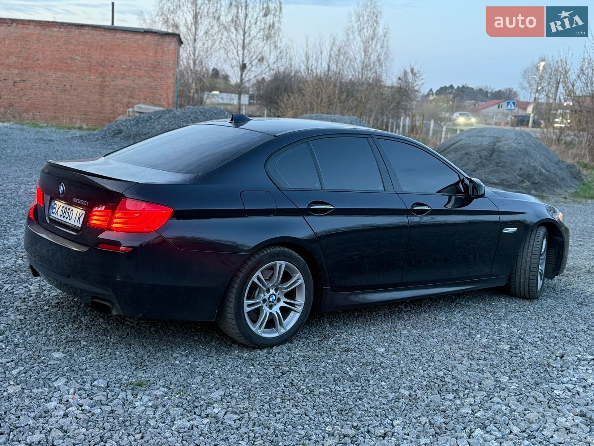 BMW 5 Series 2012 VIN WBAFU910X0C954994 фото оголошення 10 з 43