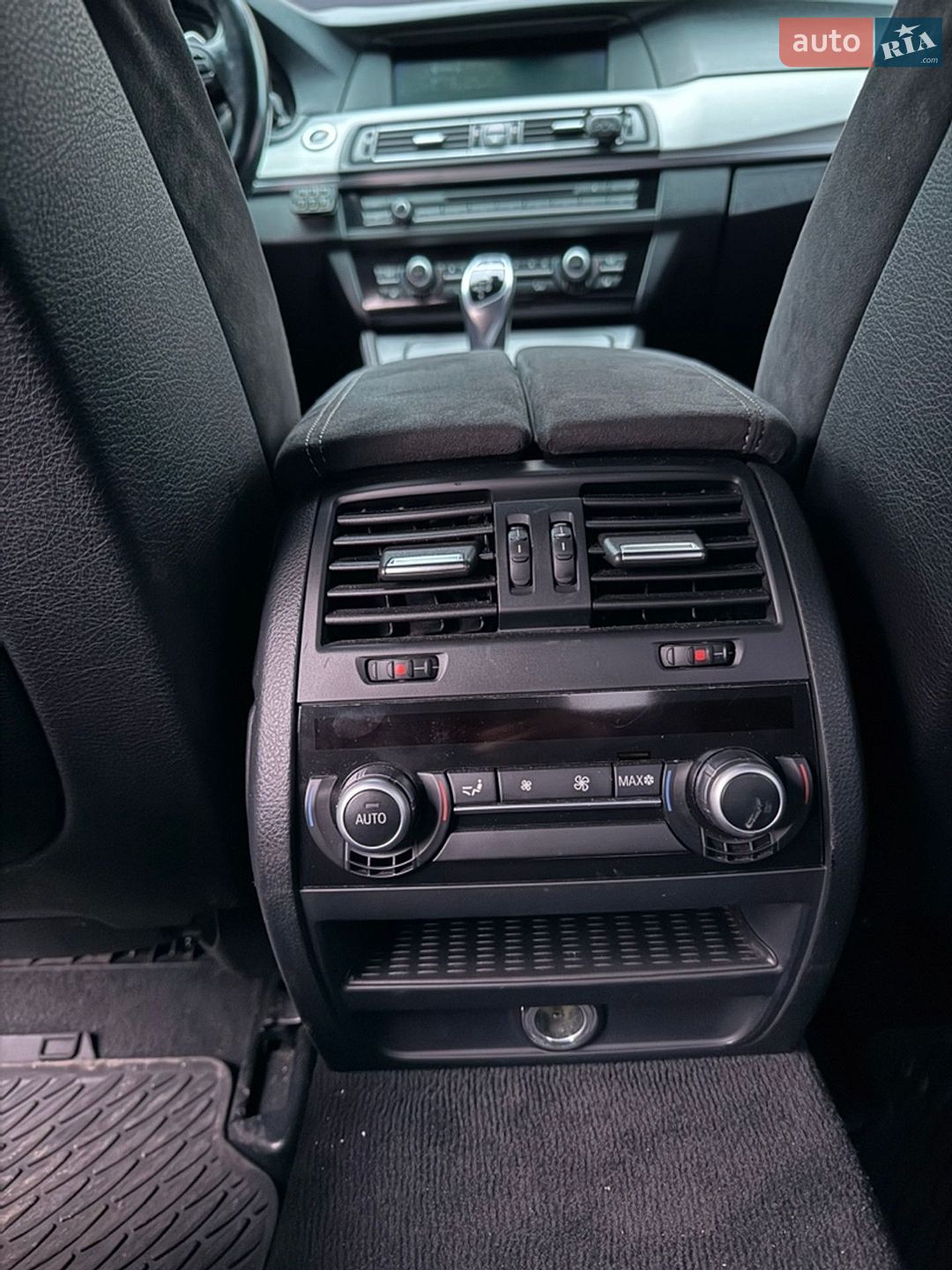 BMW 5 Series 2012 VIN WBAFU910X0C954994 фото оголошення 21 з 43