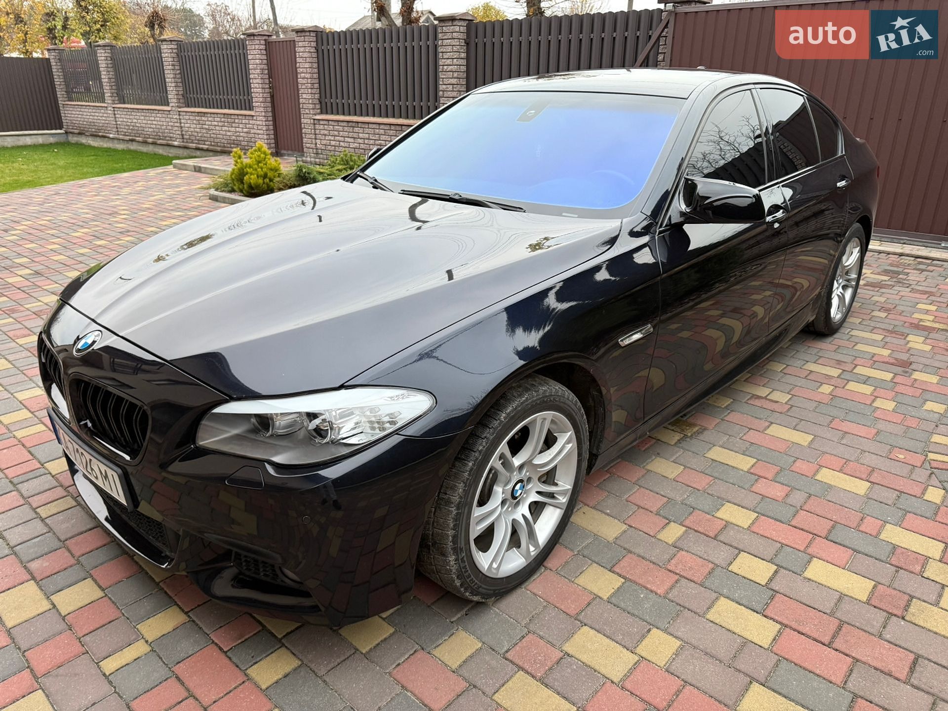 BMW 5 Series 2012 VIN WBAFU910X0C954994 фото оголошення 28 з 43