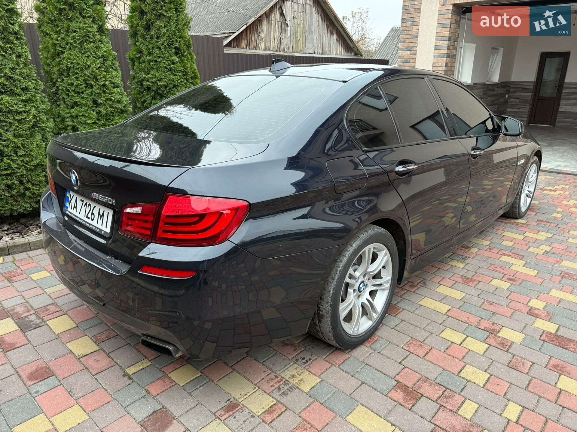 BMW 5 Series 2012 VIN WBAFU910X0C954994 фото оголошення 30 з 43