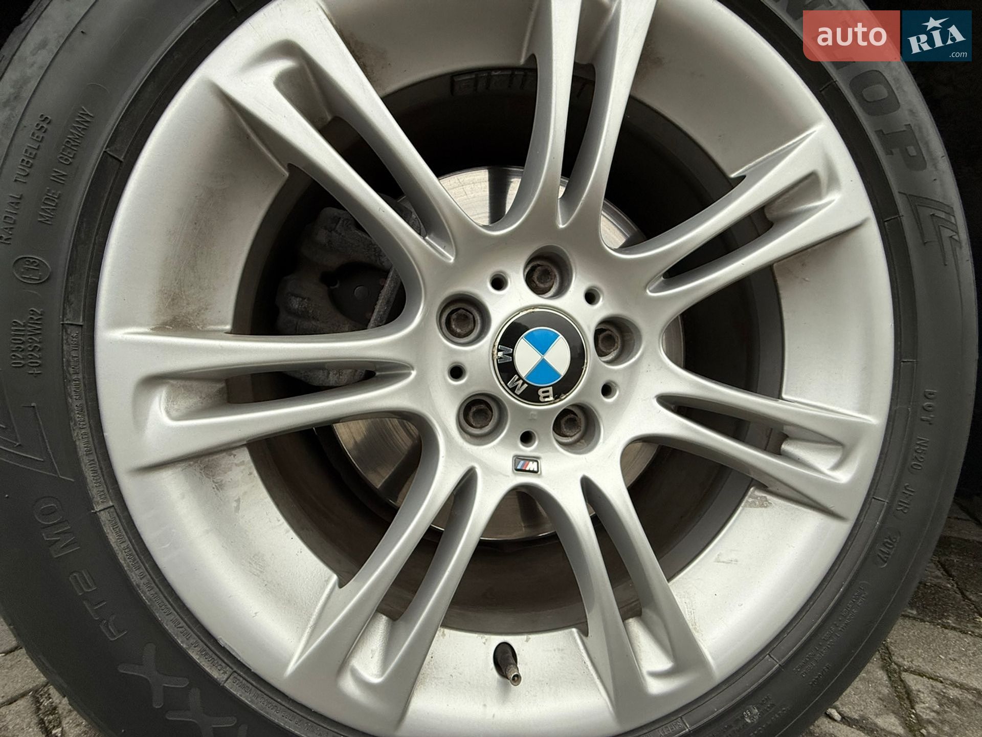 BMW 5 Series 2012 VIN WBAFU910X0C954994 фото оголошення 33 з 43