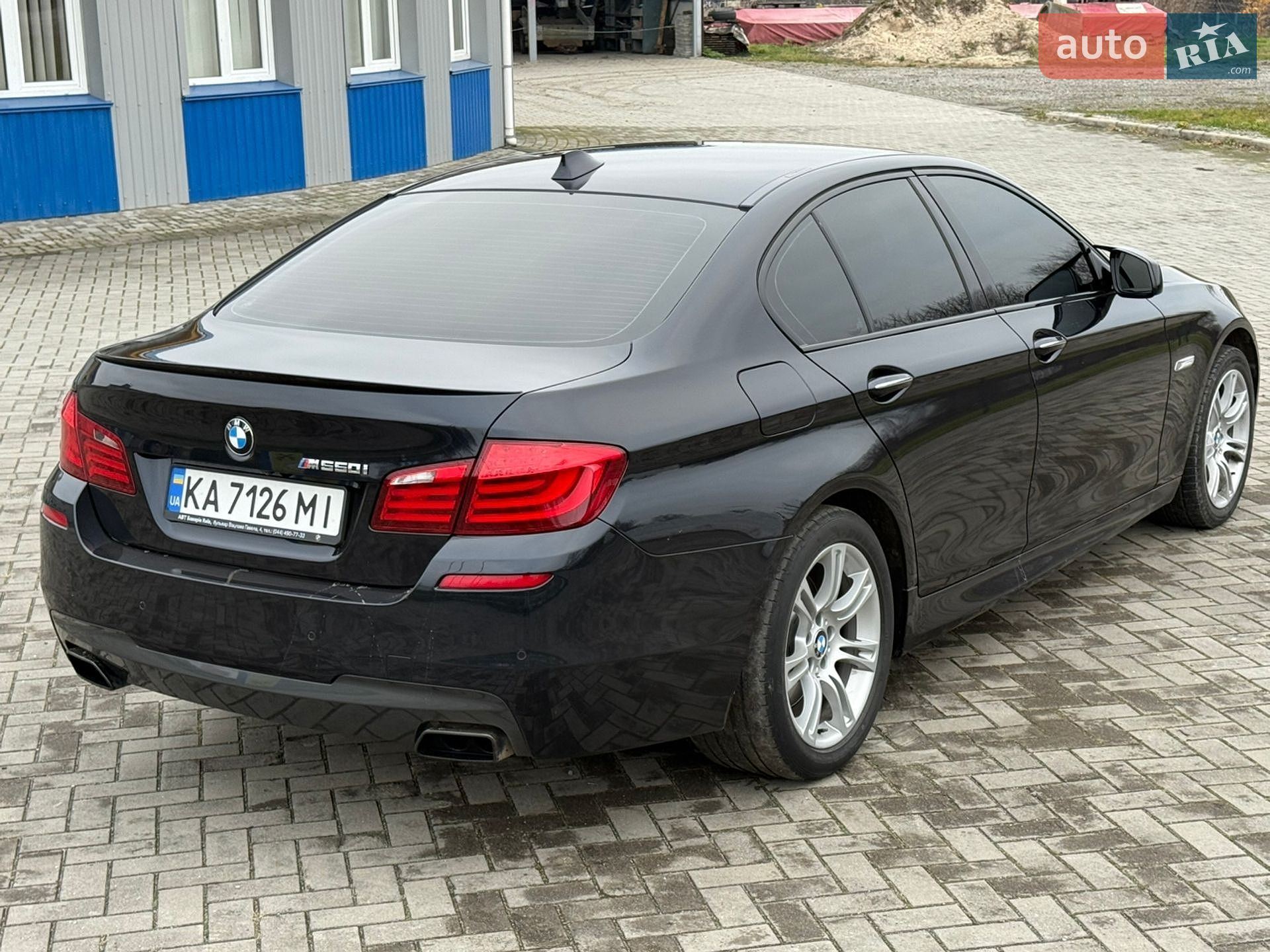 BMW 5 Series 2012 VIN WBAFU910X0C954994 фото оголошення 42 з 43