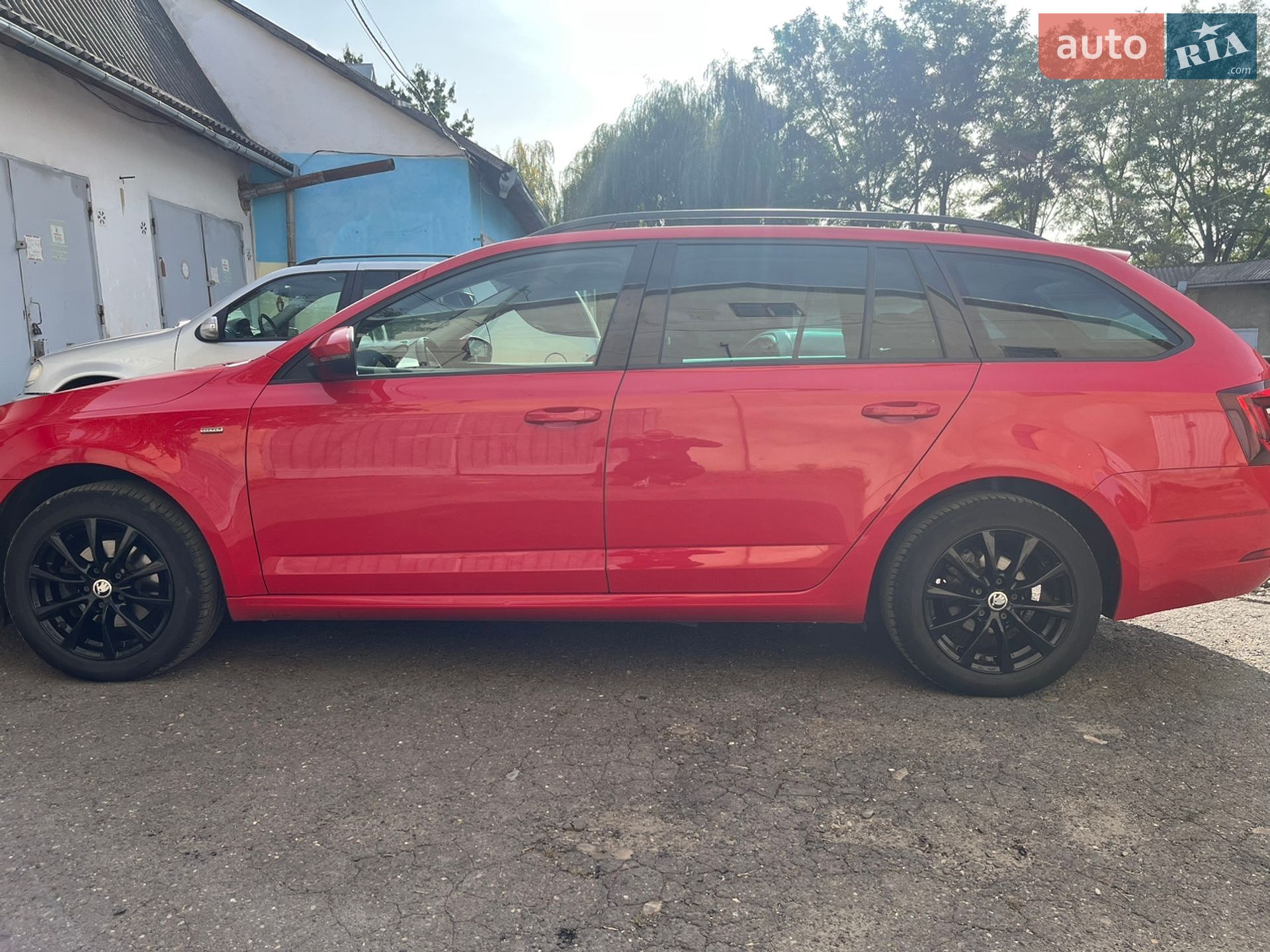 Skoda Octavia 2018 VIN TMBJG7NE9K0058608 фото оголошення 4 з 16