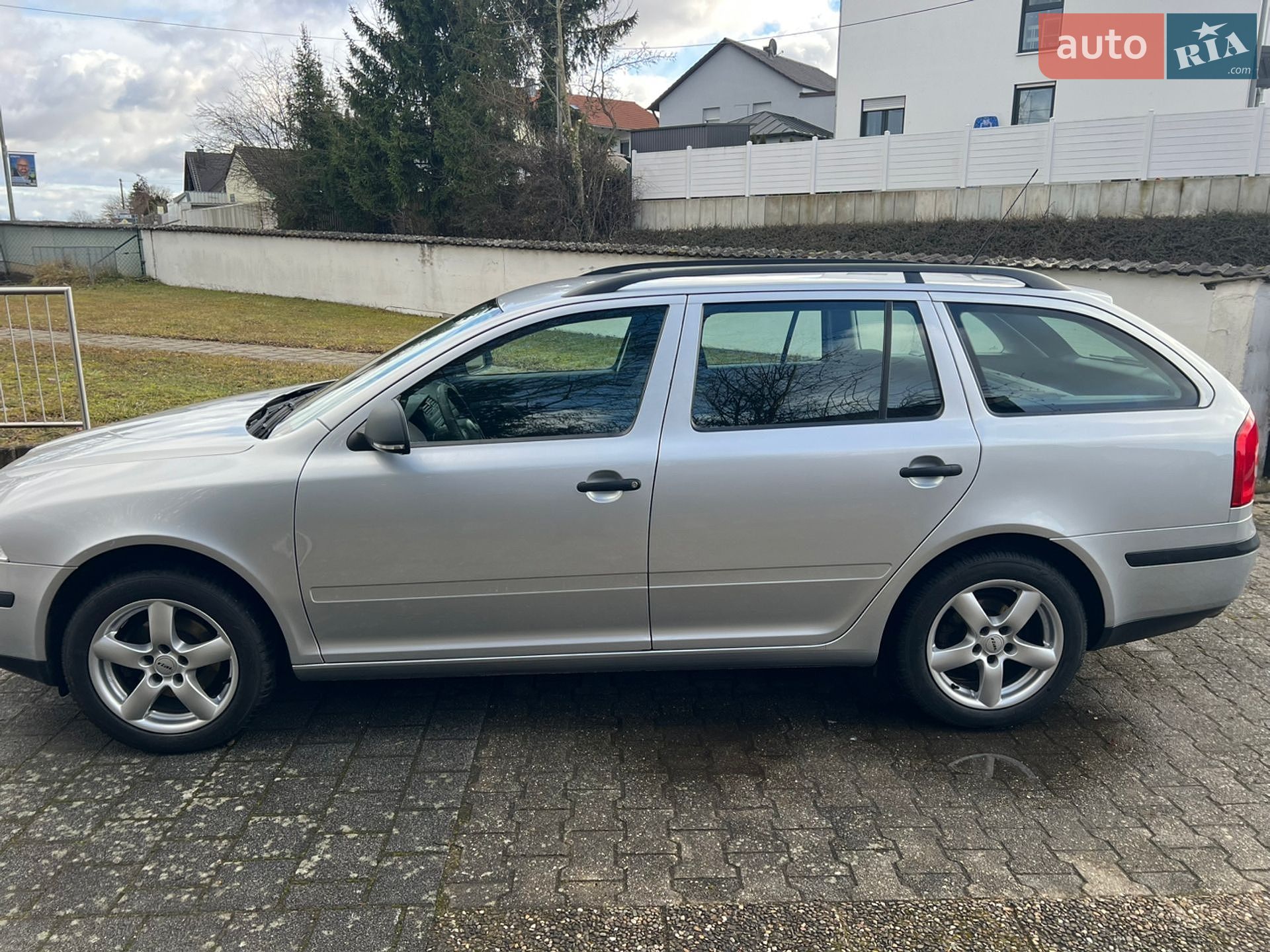 Skoda Octavia 2011 VIN TMBJA21Z3C2074788 фото оголошення 6 з 45