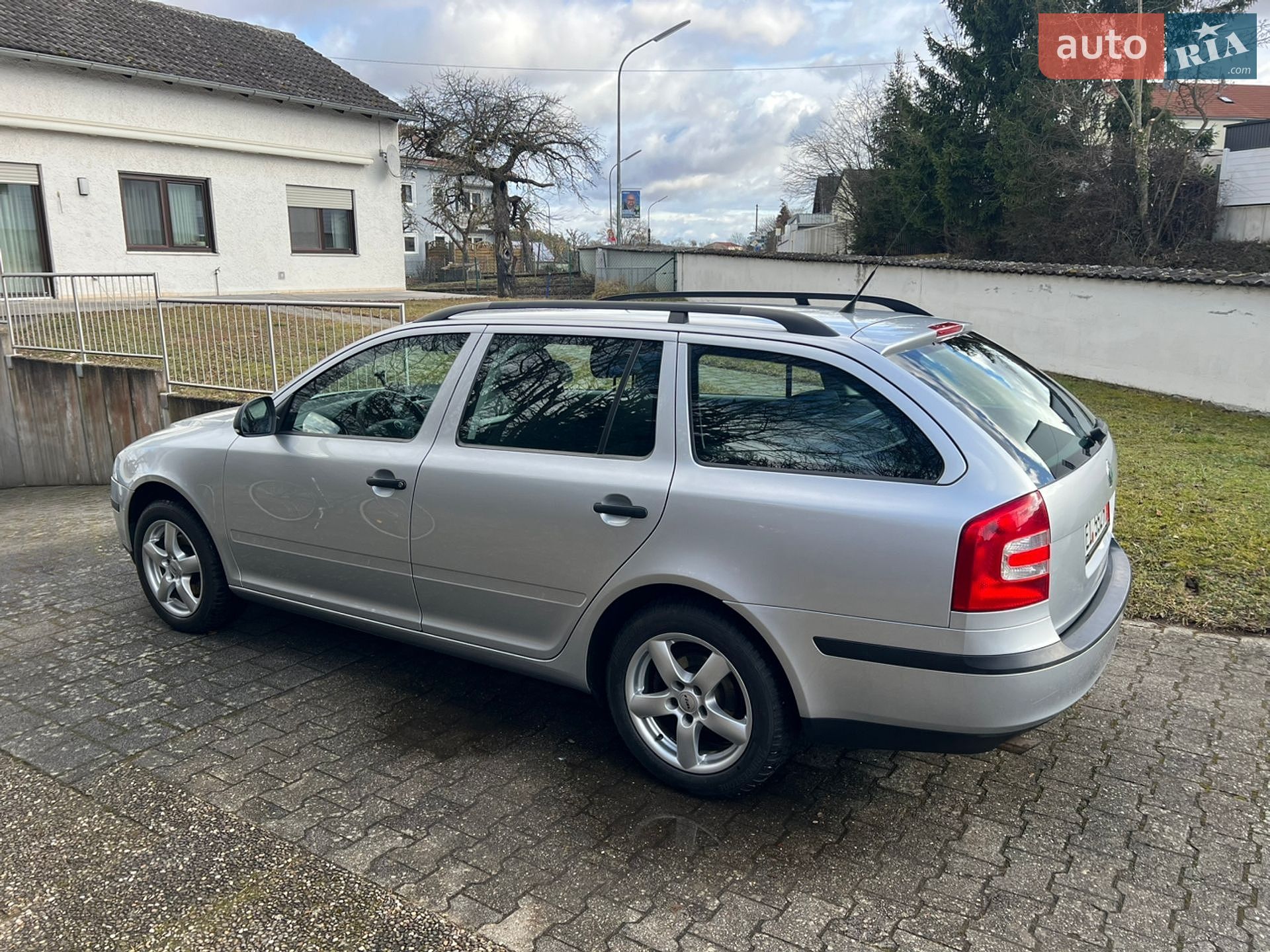 Skoda Octavia 2011 VIN TMBJA21Z3C2074788 фото оголошення 10 з 45