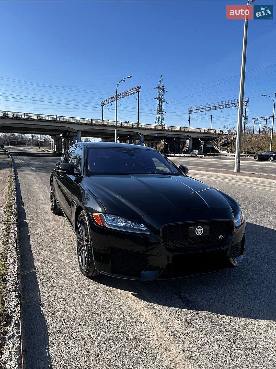Jaguar XF 2016 VIN SAJBM4BV4HCY43448 фото оголошення 3 з 24