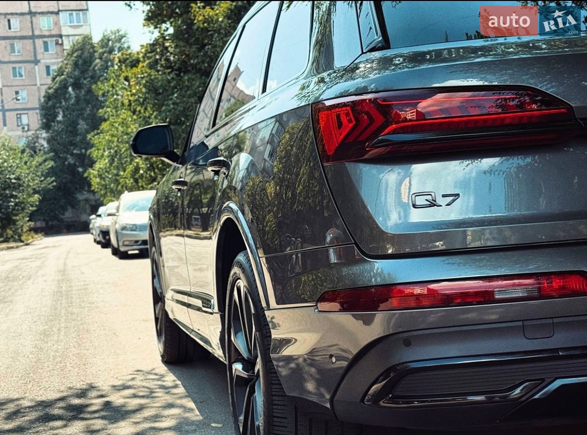 Audi Q7 2020 VIN WA1LXAF77LD011328 фото оголошення 7 з 8