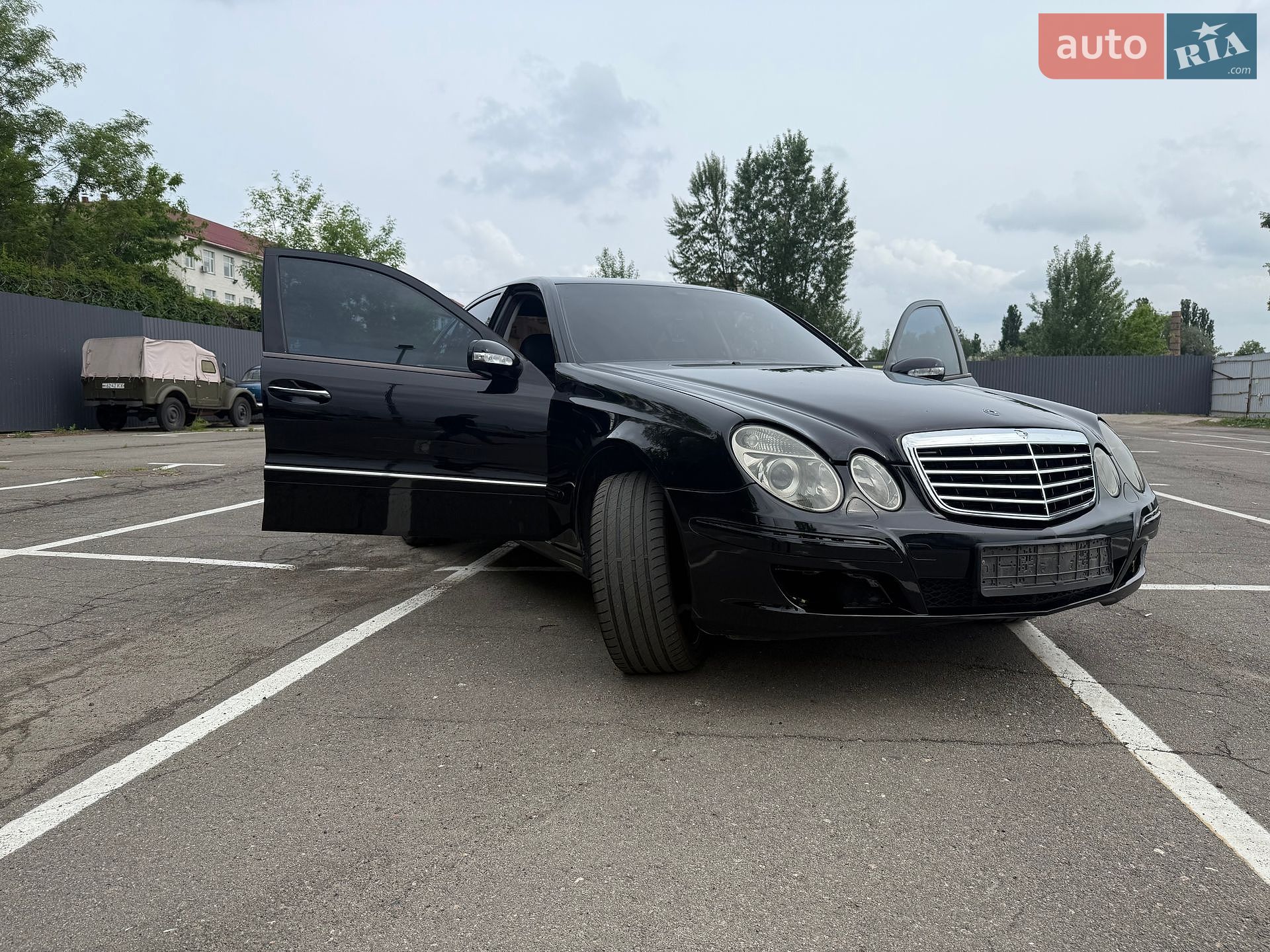 Mercedes-Benz E-Class 2006 VIN WDB2110221A954008 фото оголошення 2 з 11