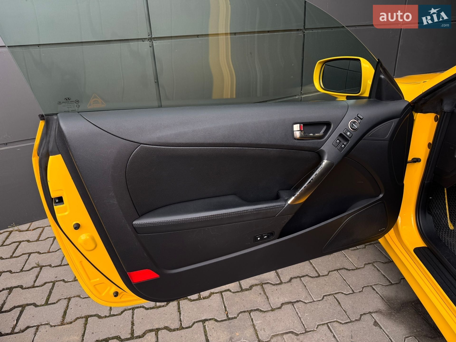 Hyundai Genesis Coupe 2013 VIN KMHHT61DBDU100355 фото оголошення 18 з 35