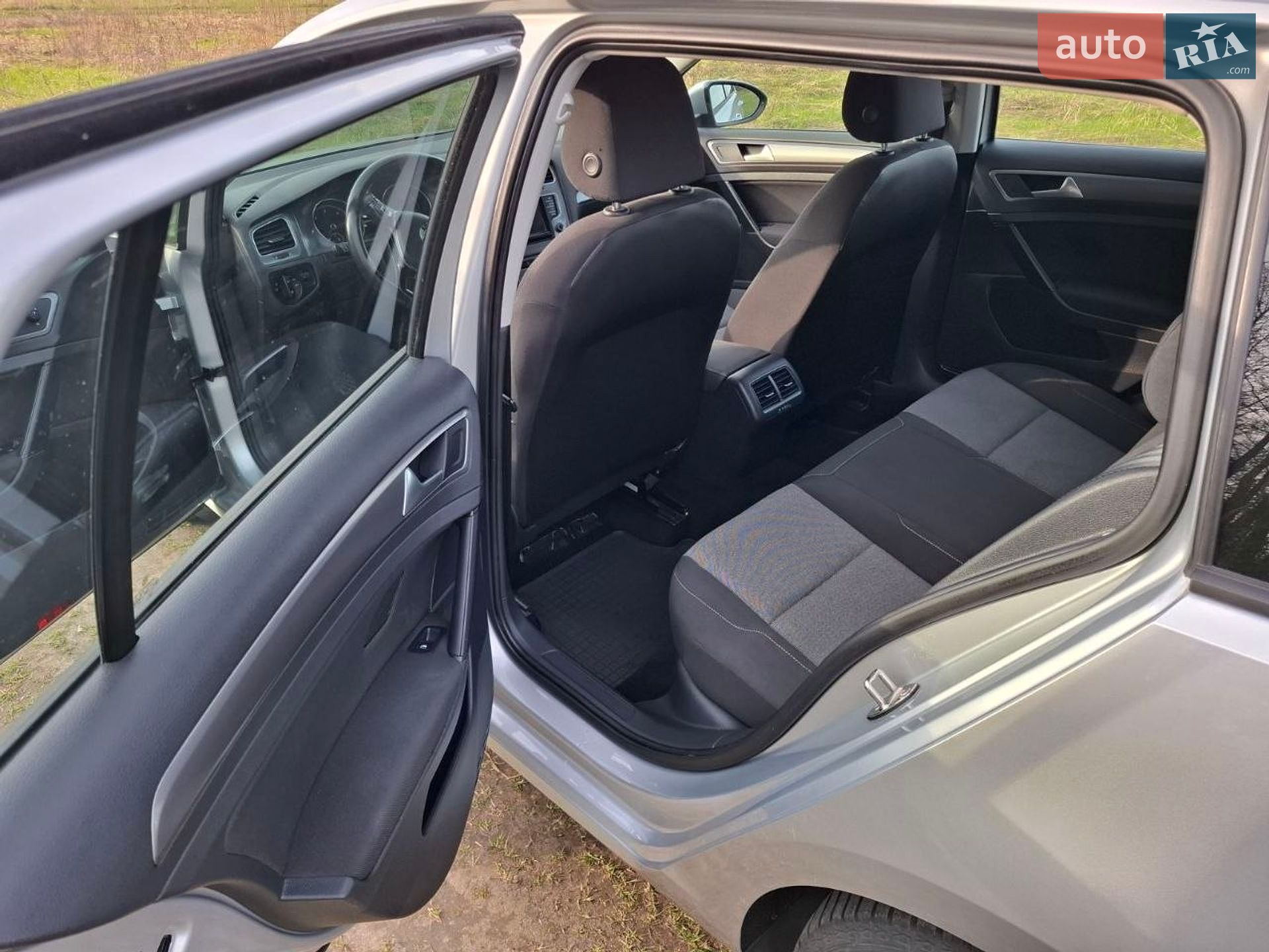 Volkswagen Golf 2014 VIN WVWZZZAUZEP591341 фото оголошення 7 з 11