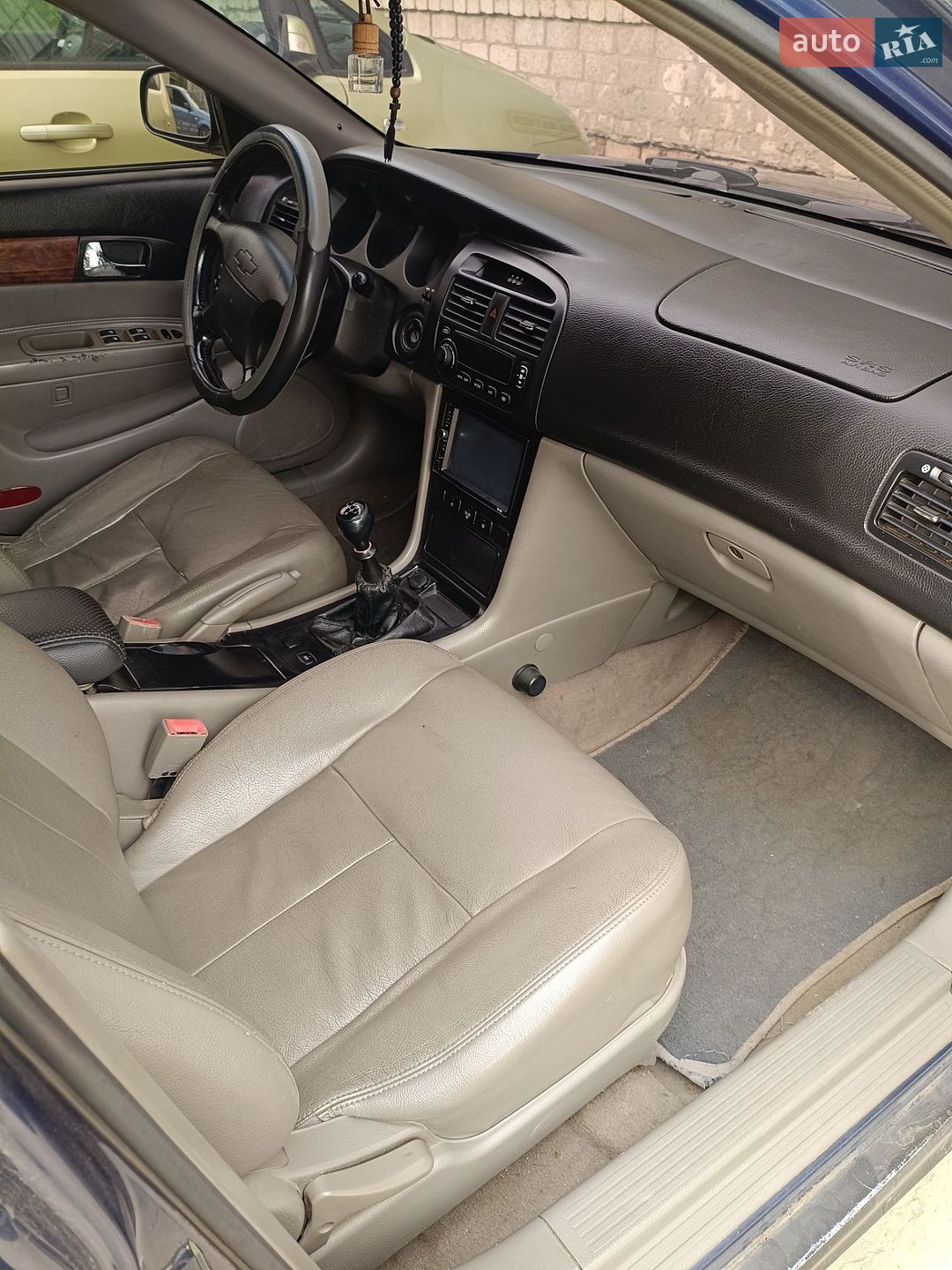 Chevrolet Evanda 2005 VIN Y6DLF69ZE5B162866 фото оголошення 2 з 11