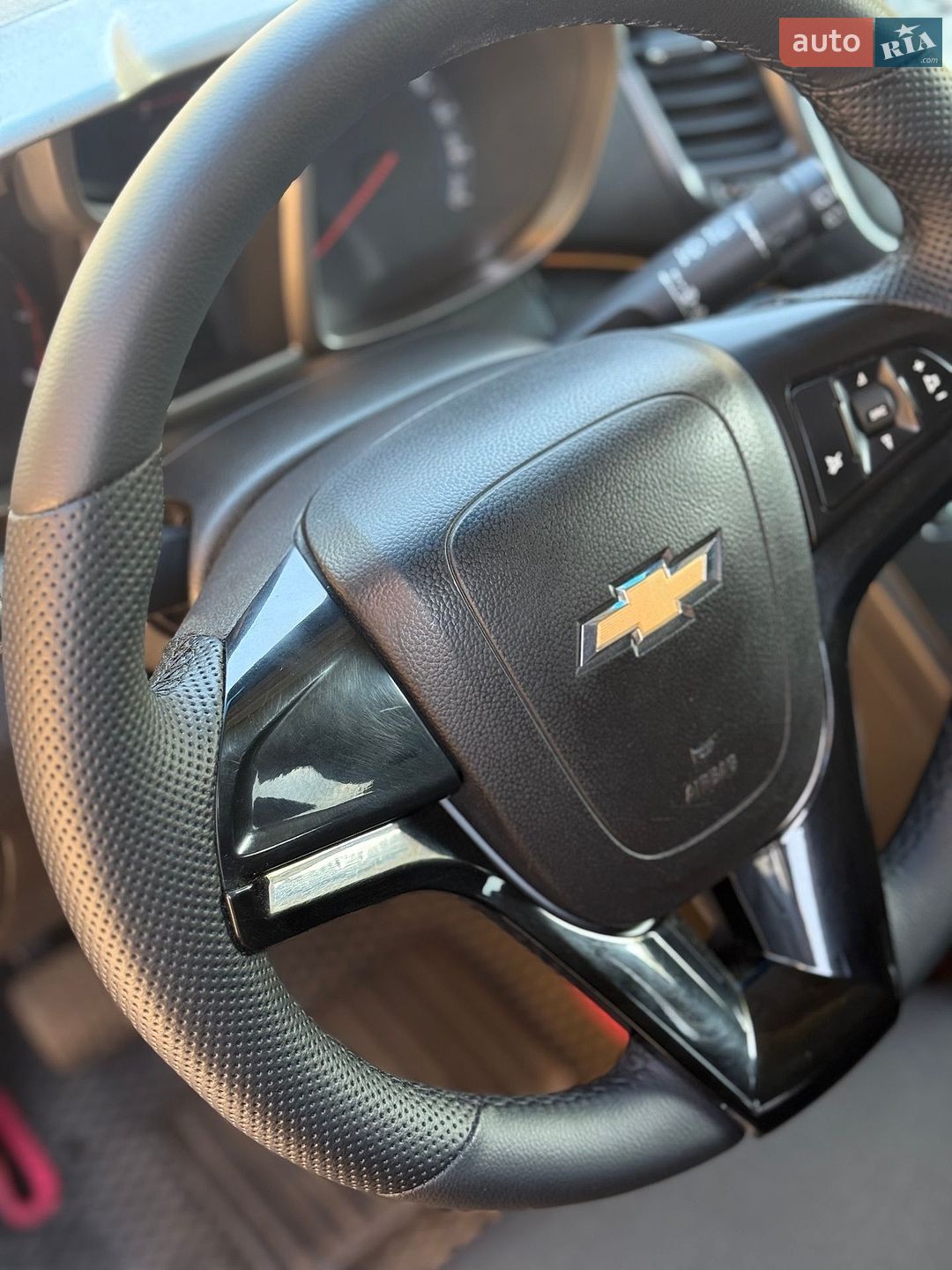 Chevrolet Orlando 2011 VIN KL1YF7559CK514942 фото оголошення 13 з 25