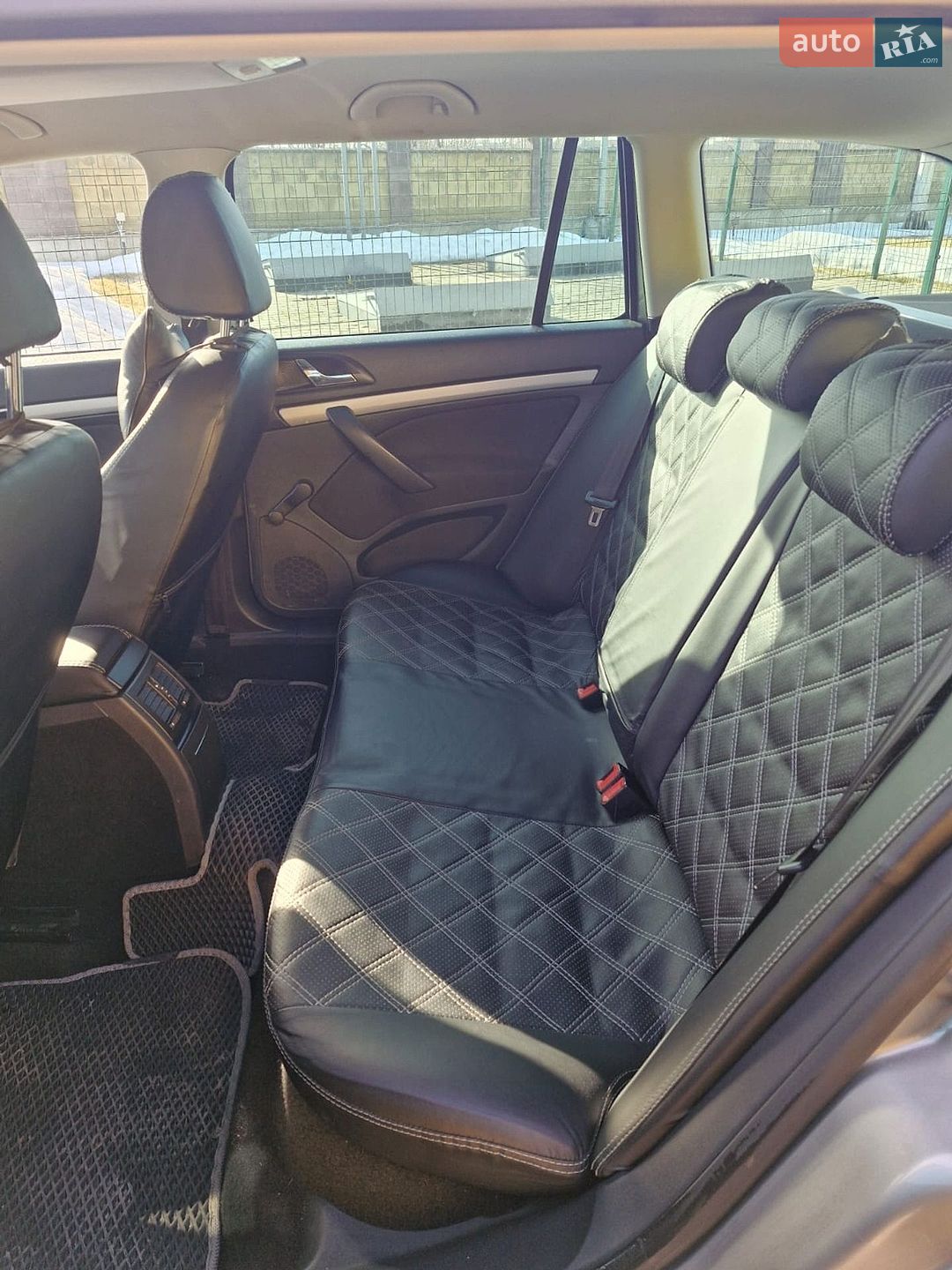 Skoda Octavia 2013 VIN TMBHN61ZXD2137445 фото оголошення 8 з 9