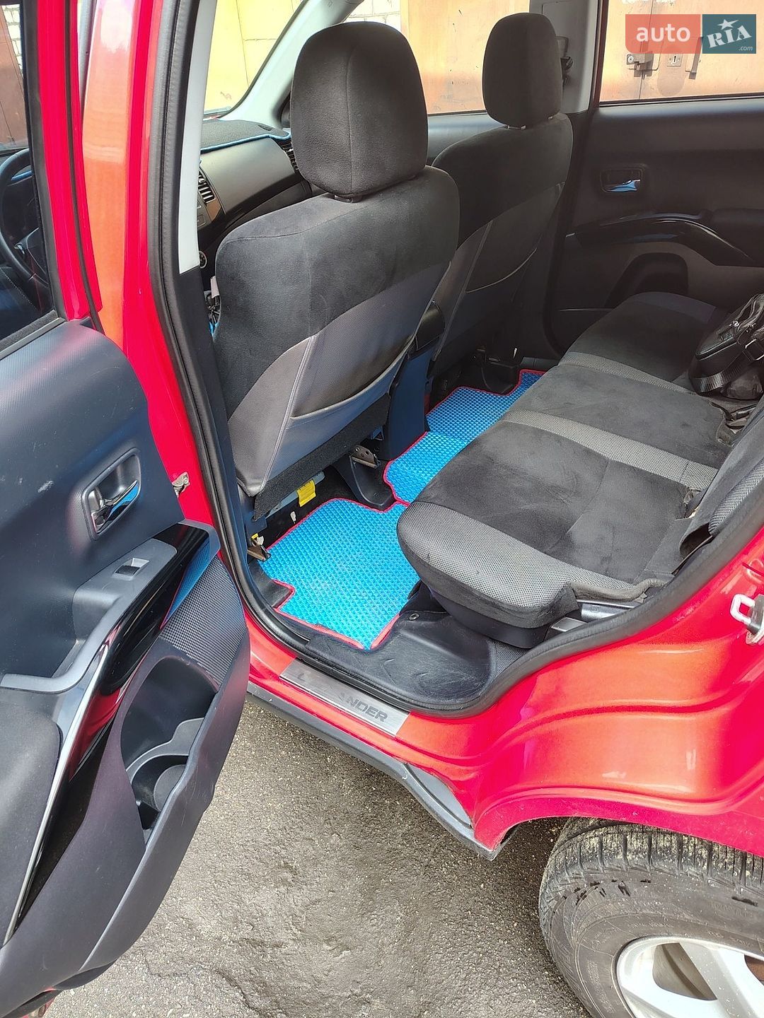 Mitsubishi Outlander XL 2008 VIN JMBXTCW5W8Z008002 фото оголошення 3 з 11