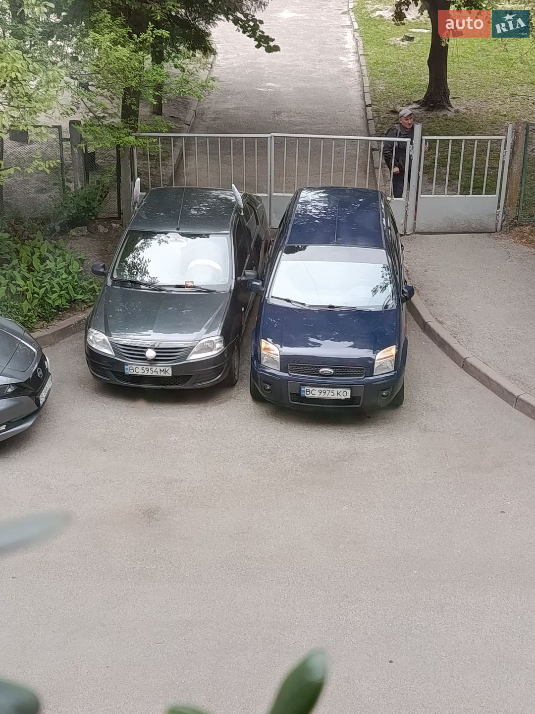 Ford Fusion 2009 VIN WF0UXXGAJU9A29698 фото оголошення 9 з 9