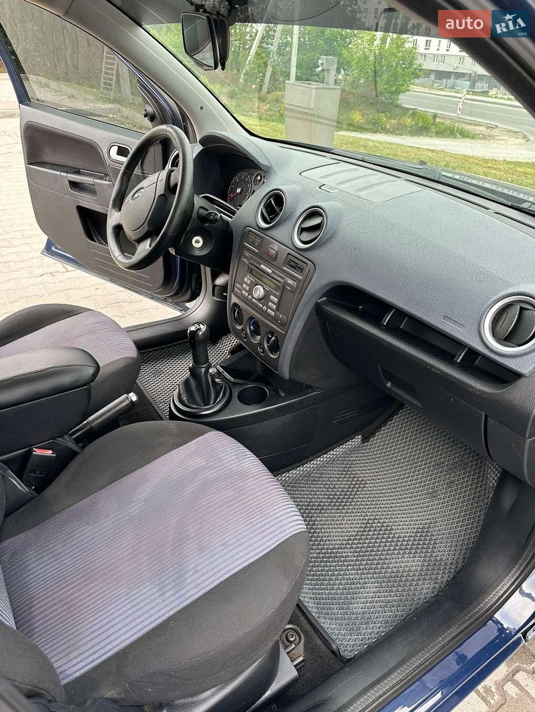 Ford Fusion 2009 VIN WF0UXXGAJU9A29698 фото оголошення 4 з 9