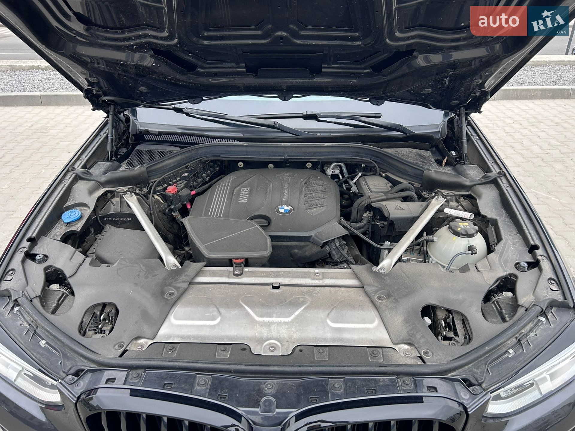 BMW X3 2018 VIN WBATX35040NC18528 фото оголошення 12 з 34