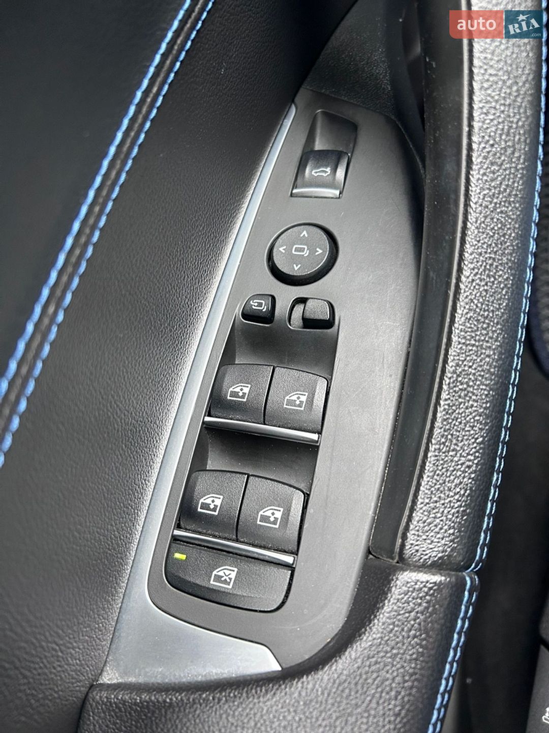 BMW X3 2018 VIN WBATX35040NC18528 фото оголошення 26 з 34