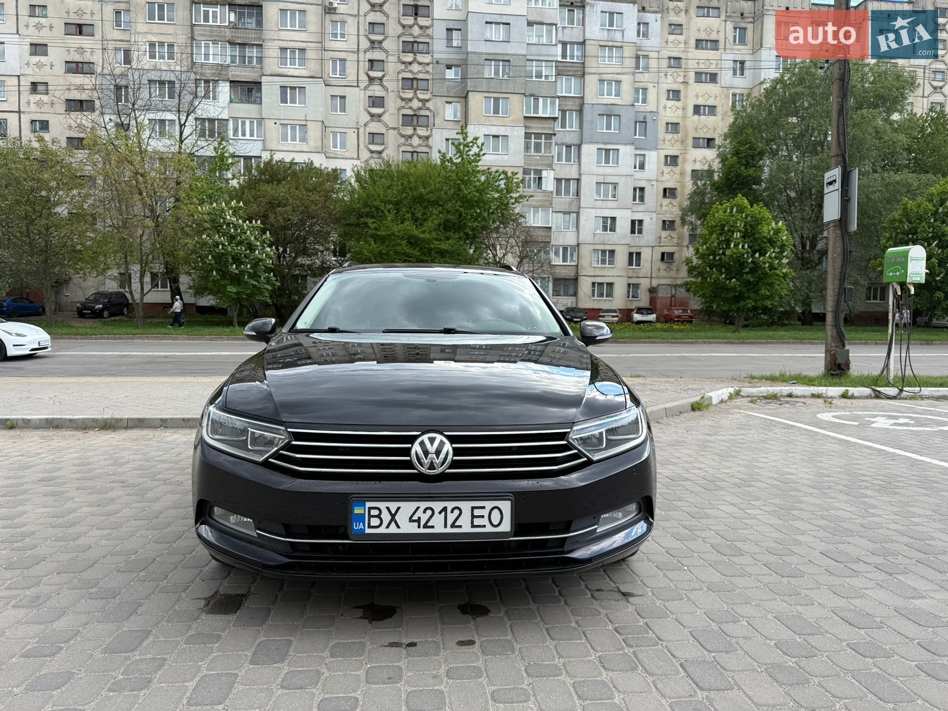 Volkswagen Passat 2017 VIN WVWZZZ3CZHP013971 фото оголошення 2 з 40