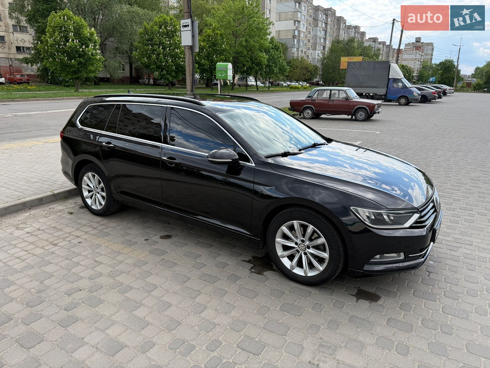Volkswagen Passat 2017 VIN WVWZZZ3CZHP013971 фото оголошення 8 з 40