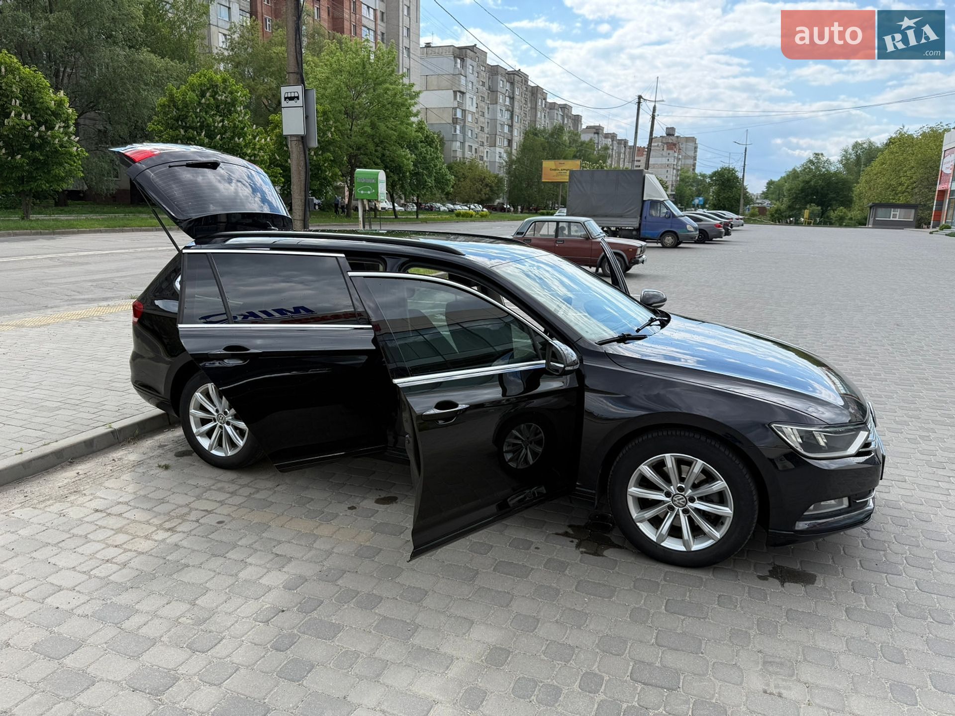Volkswagen Passat 2017 VIN WVWZZZ3CZHP013971 фото оголошення 18 з 40