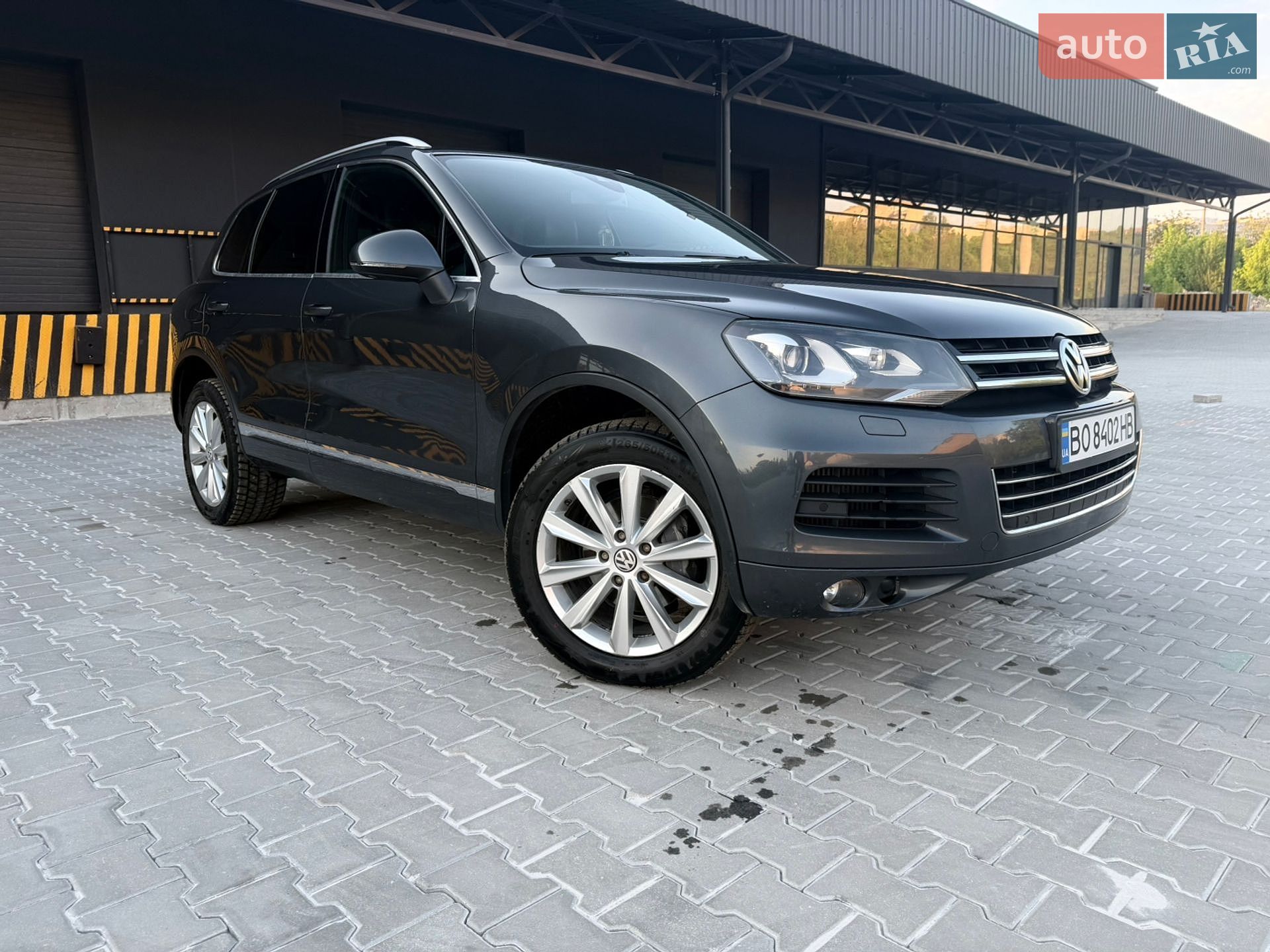 Volkswagen Touareg 2011 VIN WVGZZZ7PZBD044115 фото оголошення 2 з 39