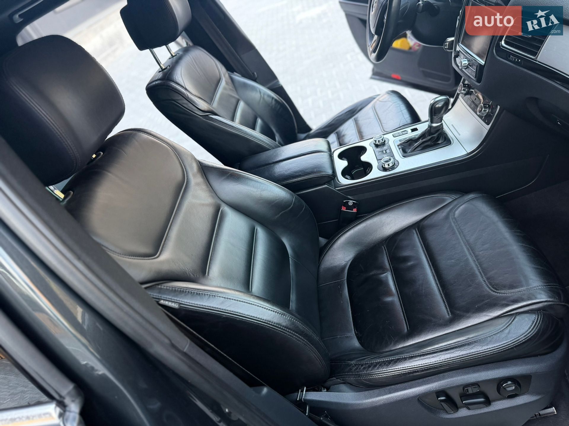 Volkswagen Touareg 2011 VIN WVGZZZ7PZBD044115 фото оголошення 23 з 39