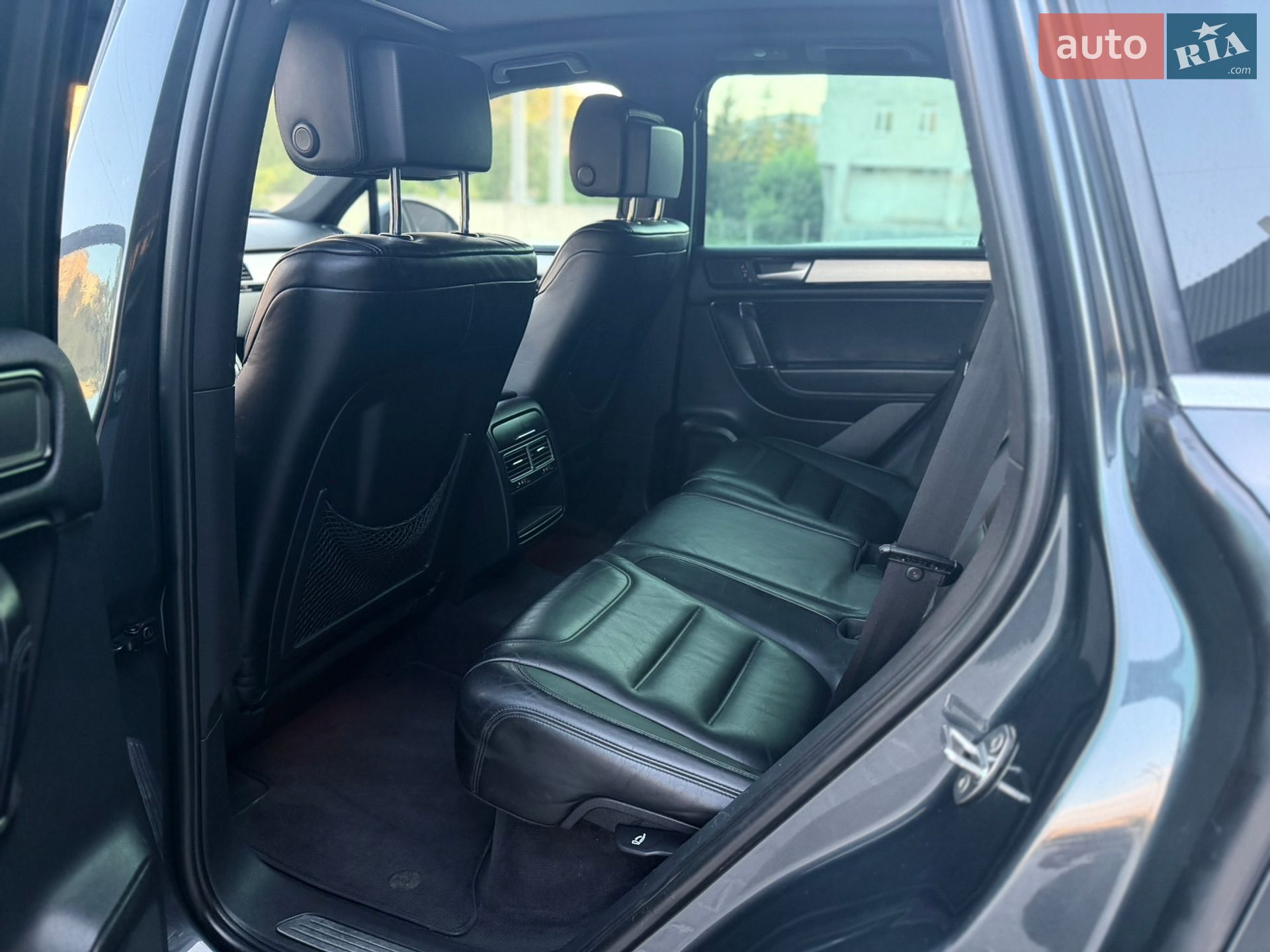 Volkswagen Touareg 2011 VIN WVGZZZ7PZBD044115 фото оголошення 29 з 39